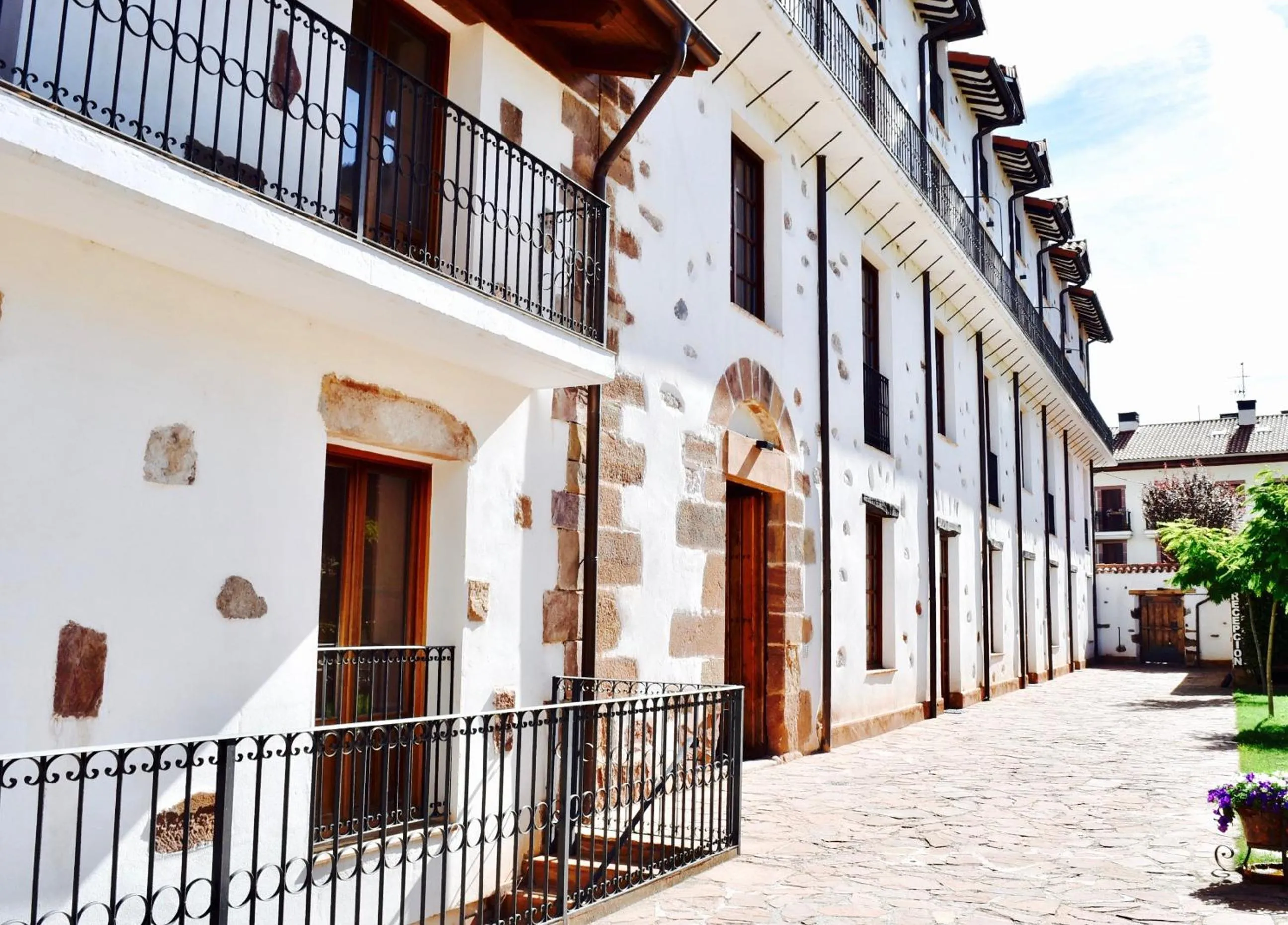 Apartamentos Turísticos Rincones del Vino
