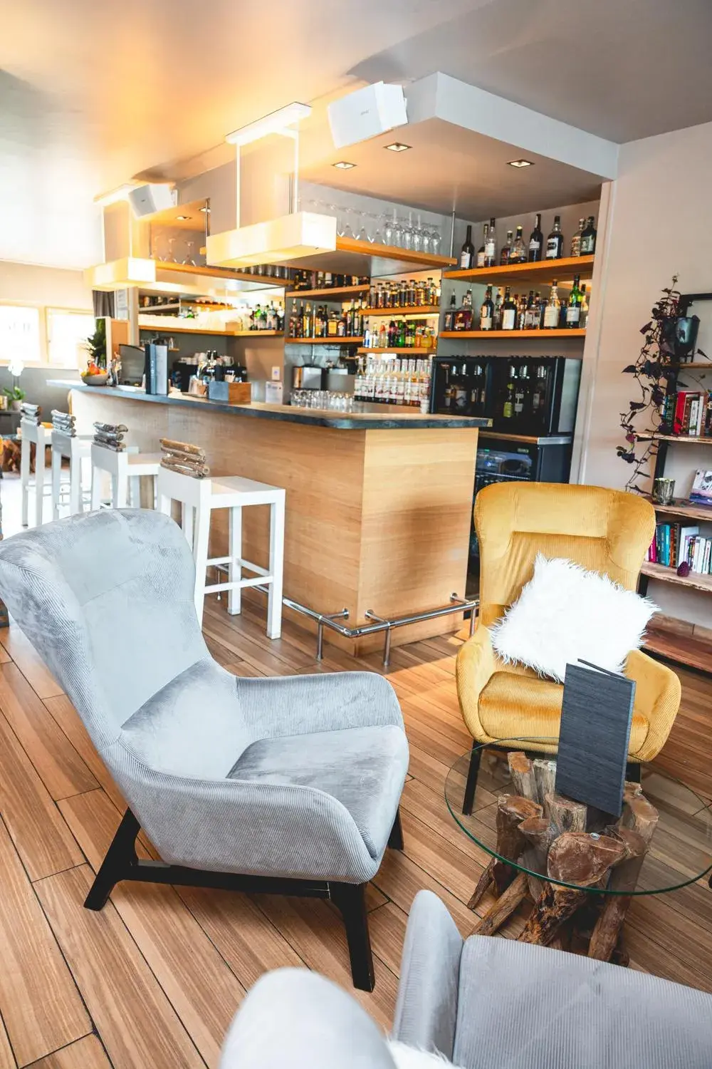 Lounge or bar in Le Grand Aigle Hotel & Spa**** Lounge or bar in Le Grand Aigle Hotel & Spa****