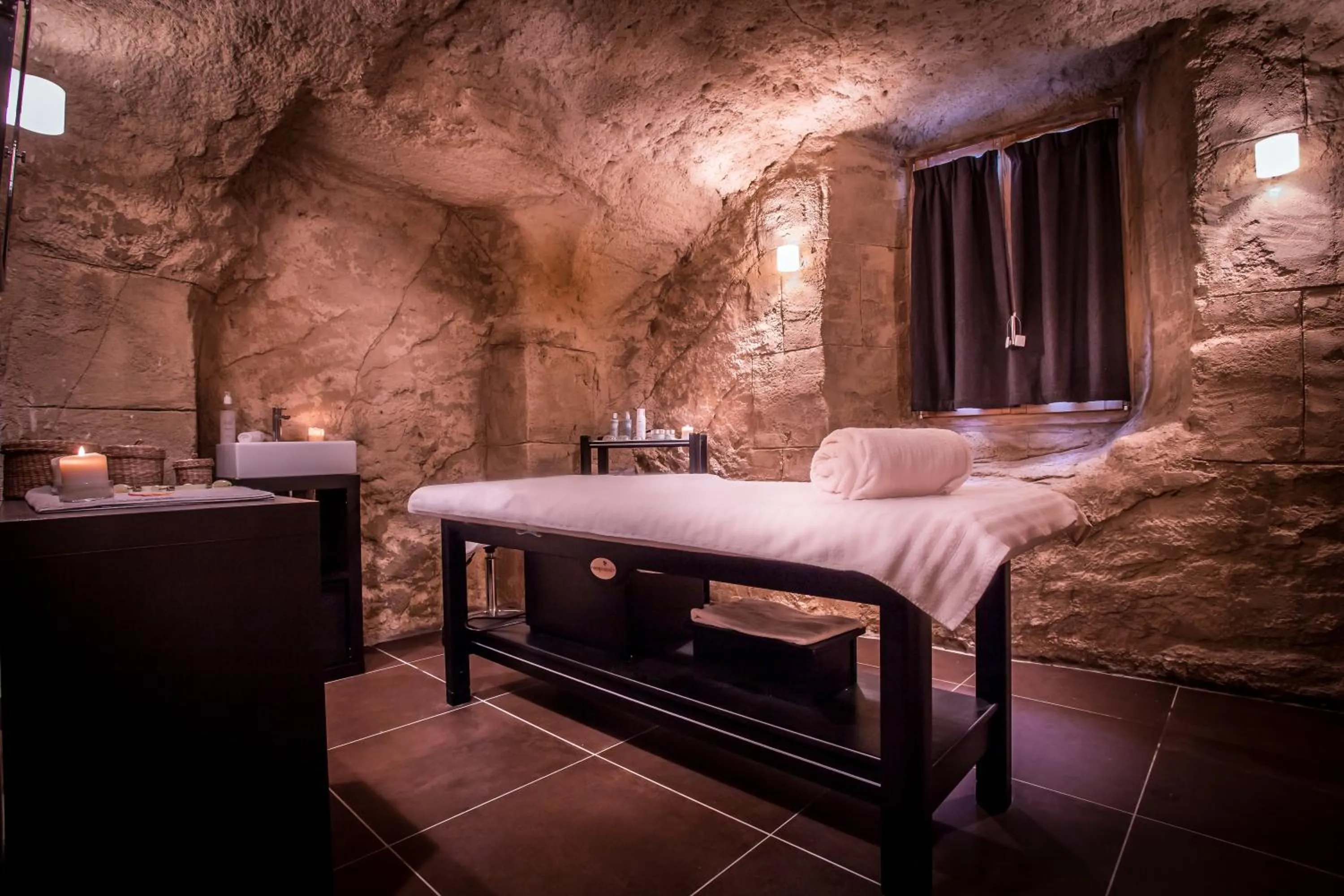 Spa and wellness centre/facilities, Bed in Le Grand Aigle Hotel & Spa****