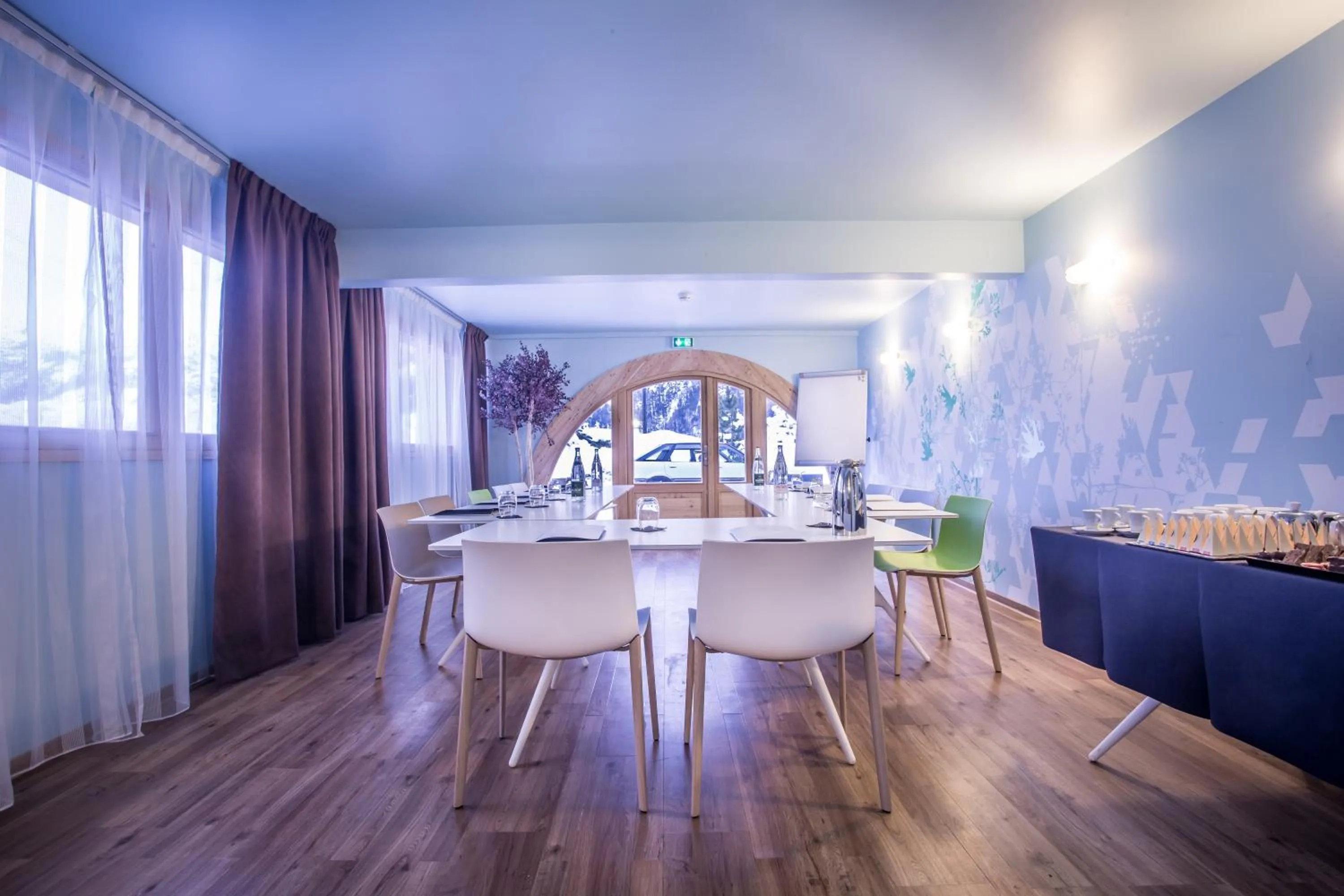 Business facilities in Le Grand Aigle Hotel & Spa****