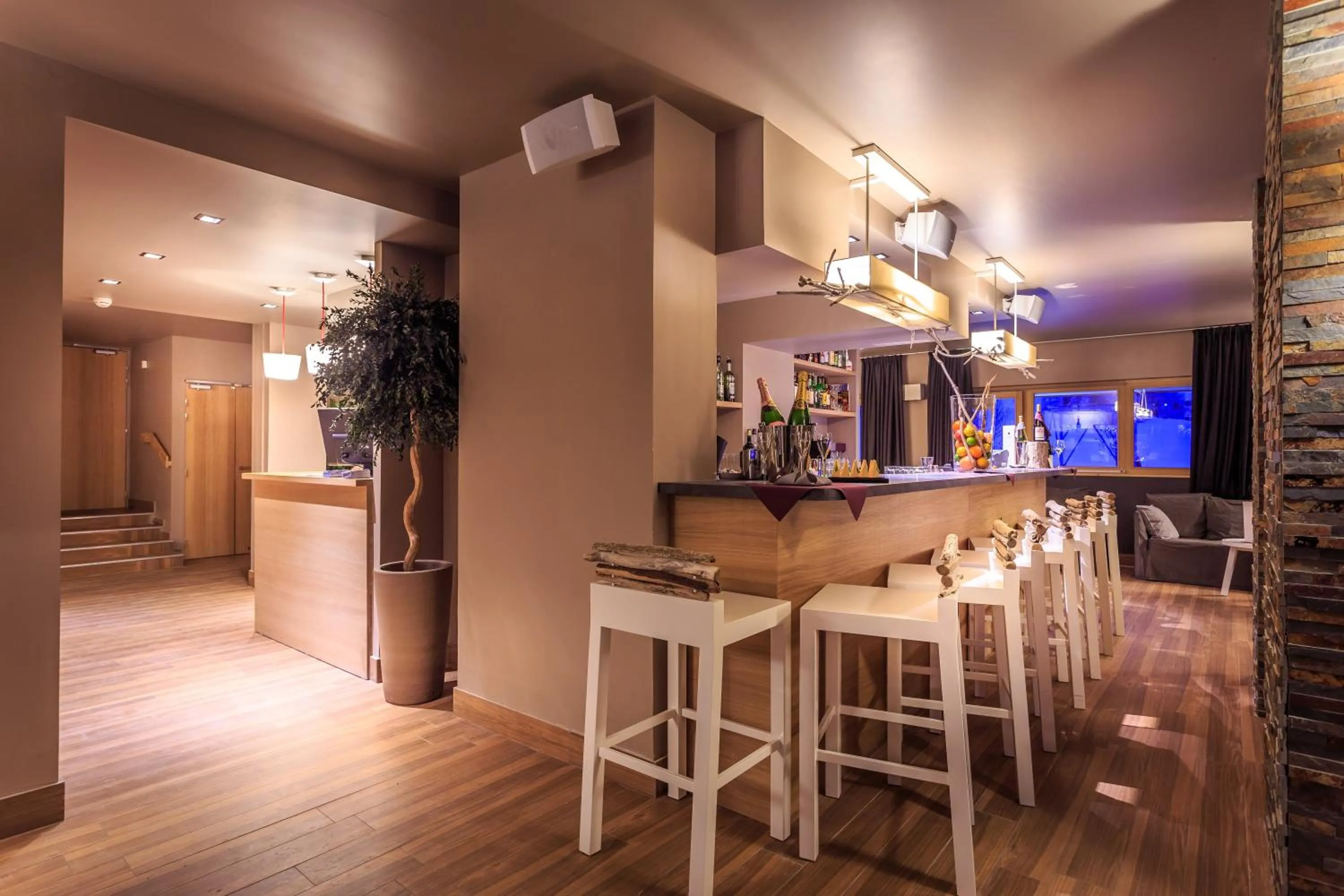 Lounge or bar in Le Grand Aigle Hotel & Spa****