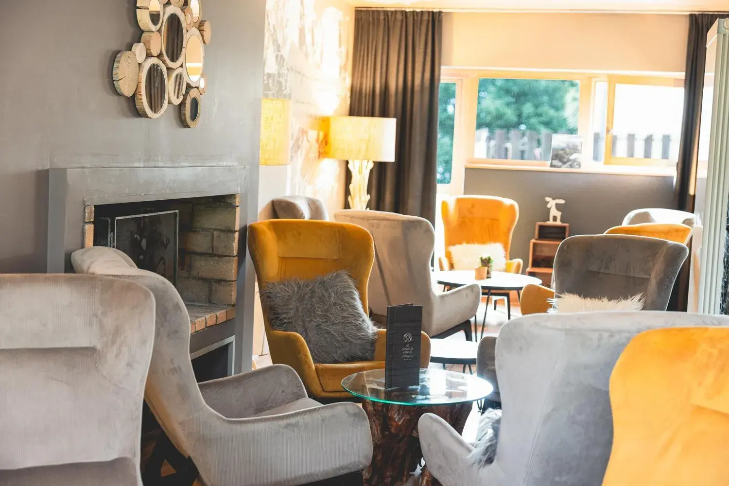 Lounge or bar in Le Grand Aigle Hotel & Spa**** Lounge or bar in Le Grand Aigle Hotel & Spa****