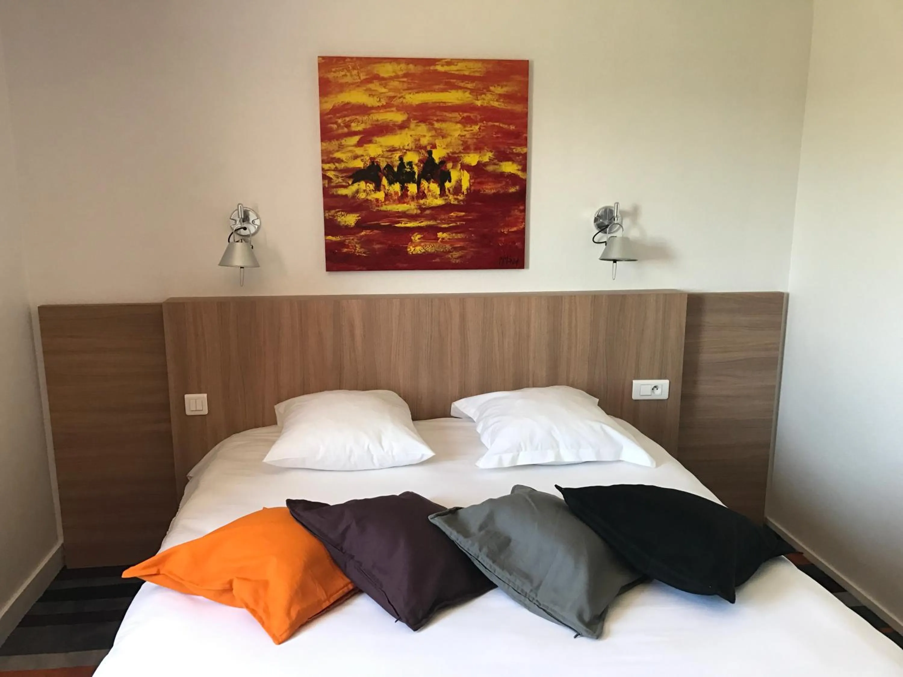 Bed in Kyriad Direct Agen