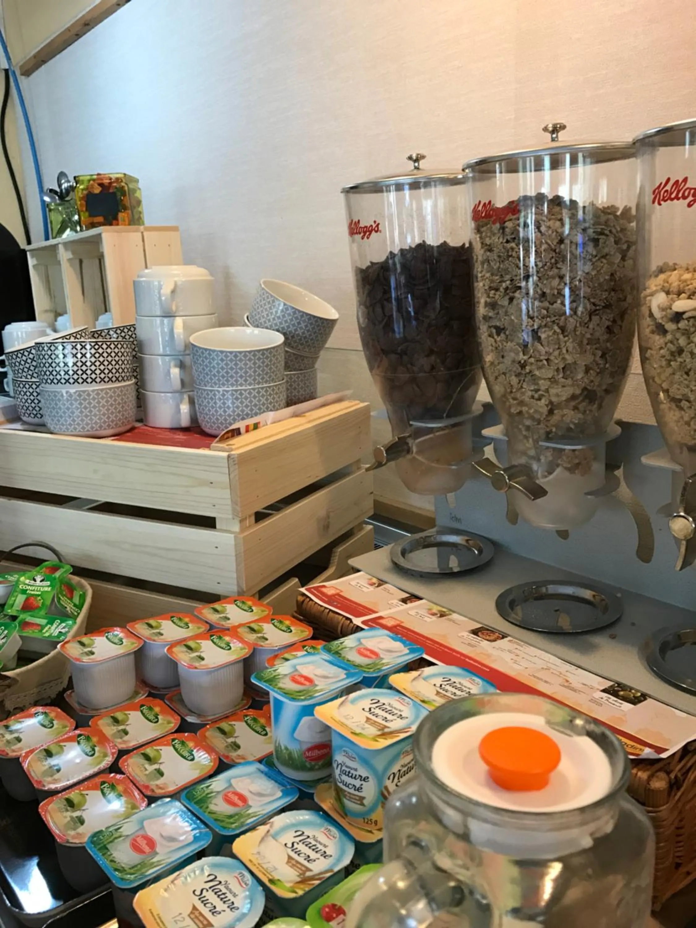 Food and drinks in Kyriad Direct Agen