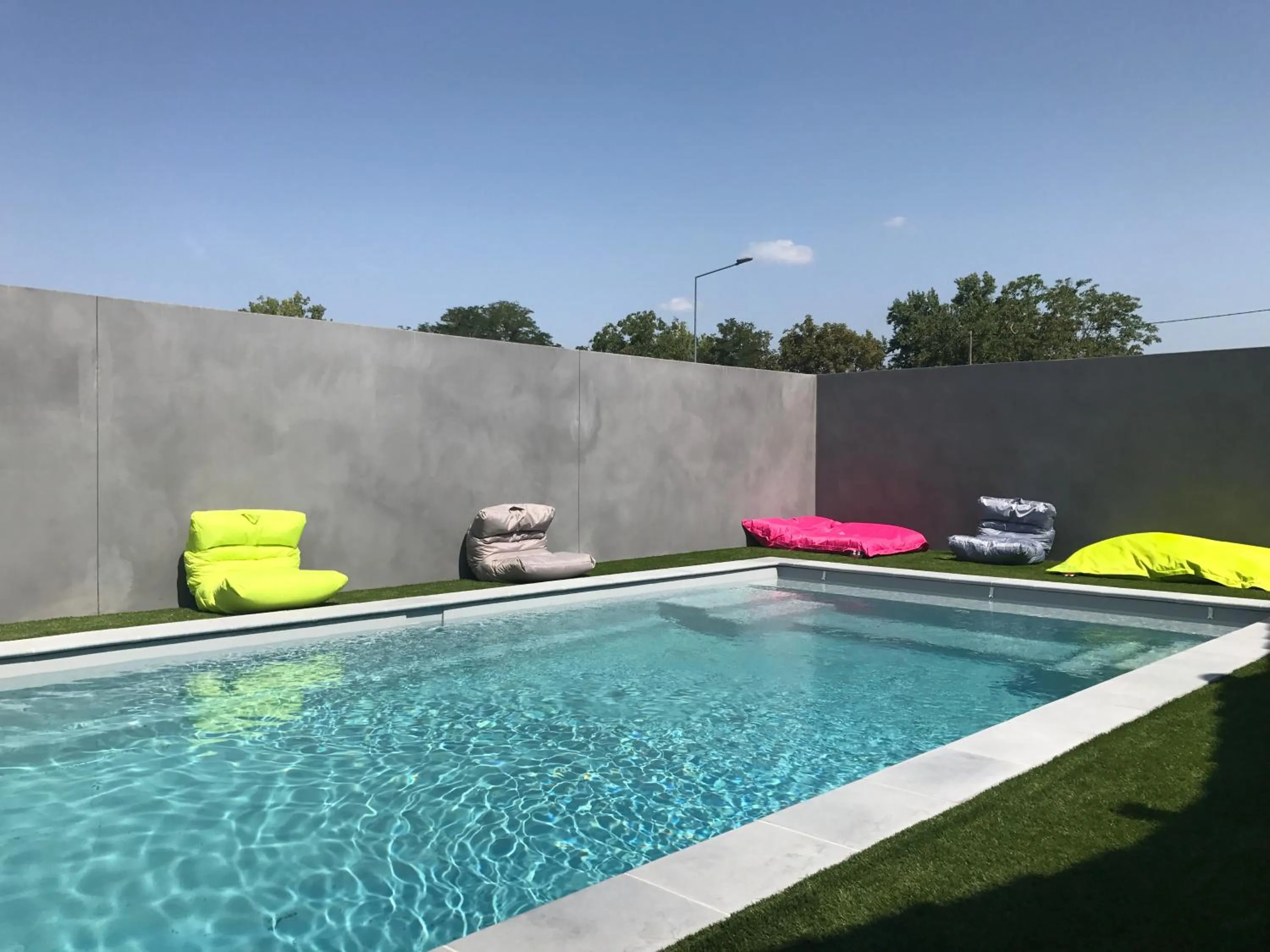 Swimming pool in Kyriad Direct Agen