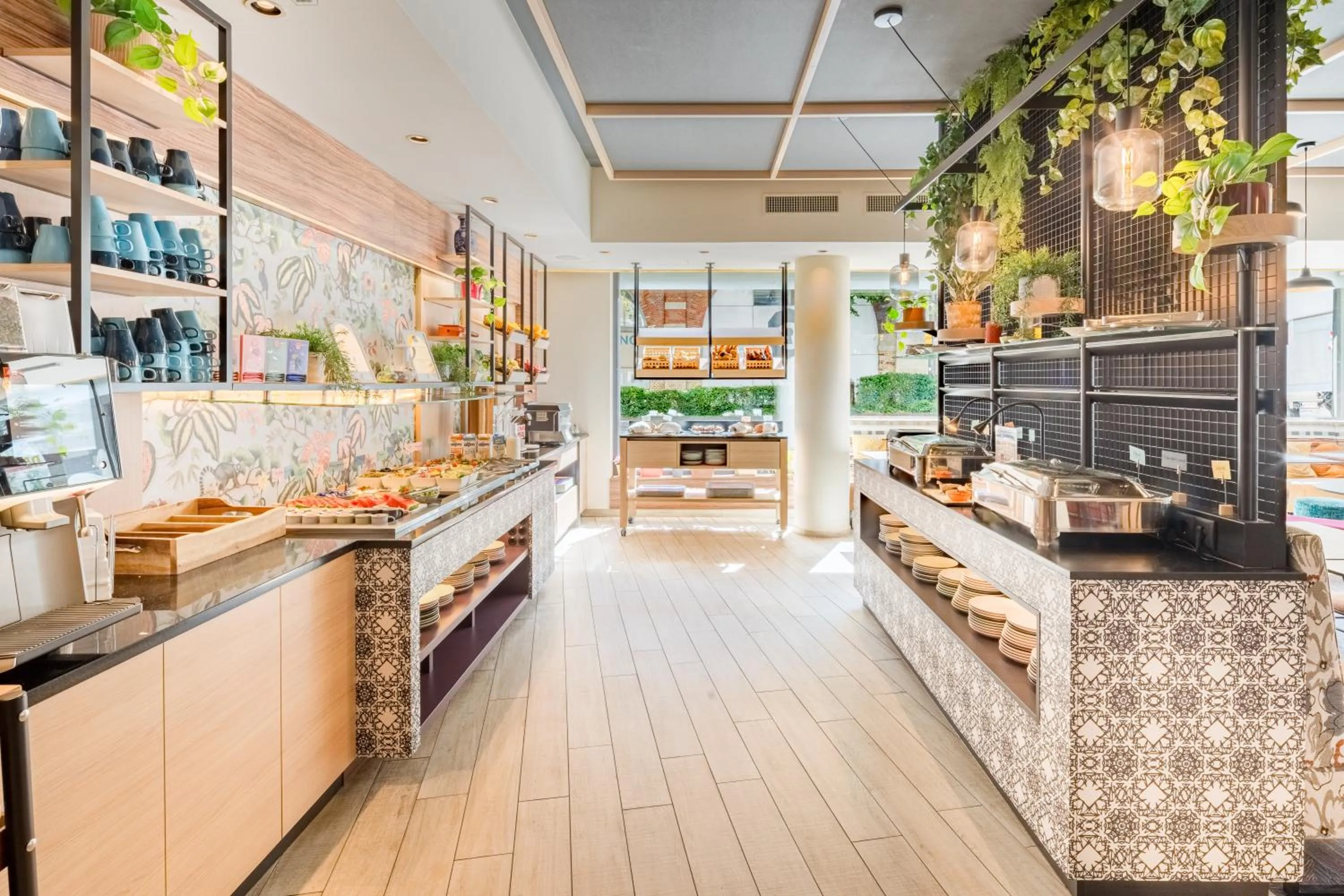 Breakfast in Ibis Styles Wien City