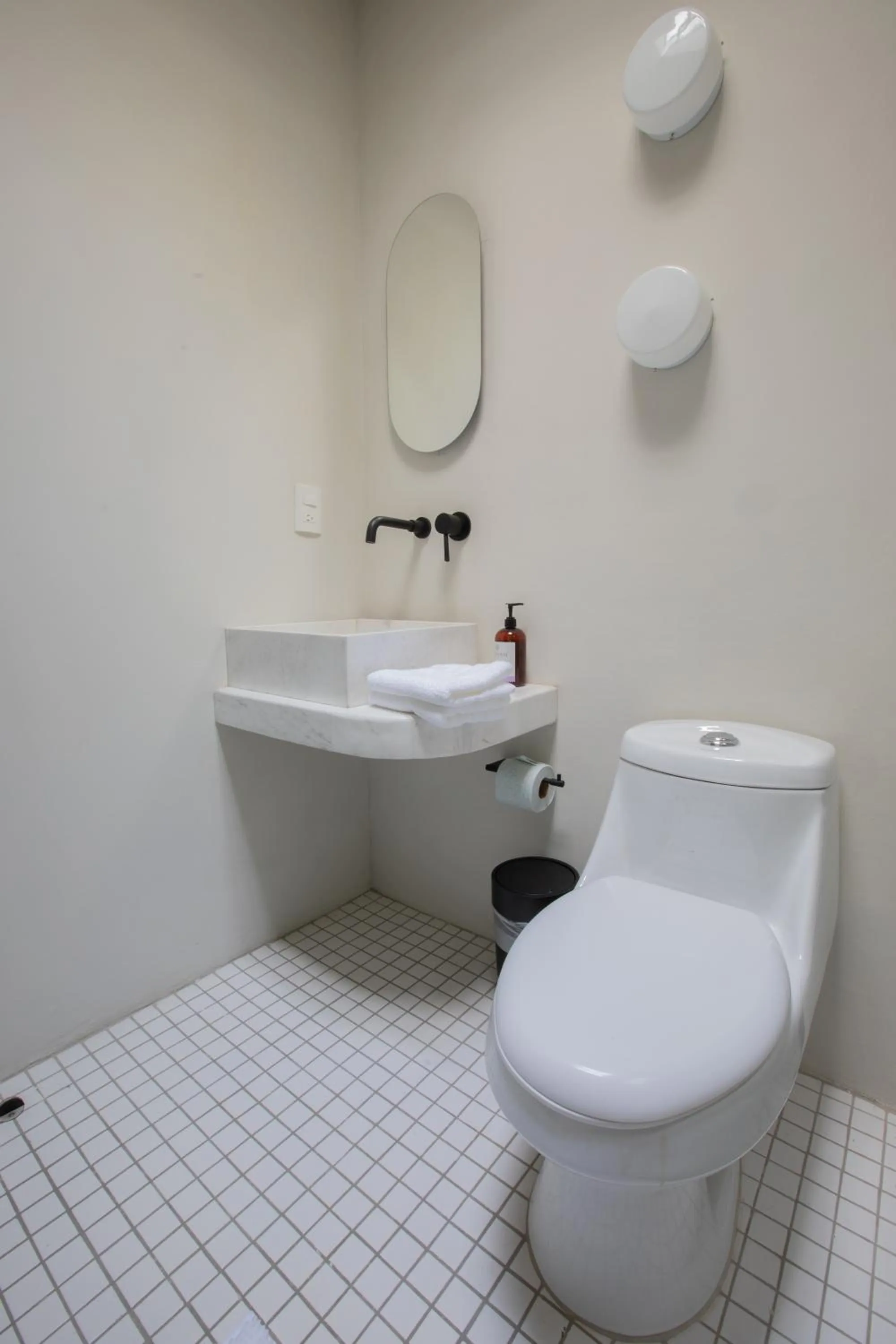 Casa Ixaya by Barrio México