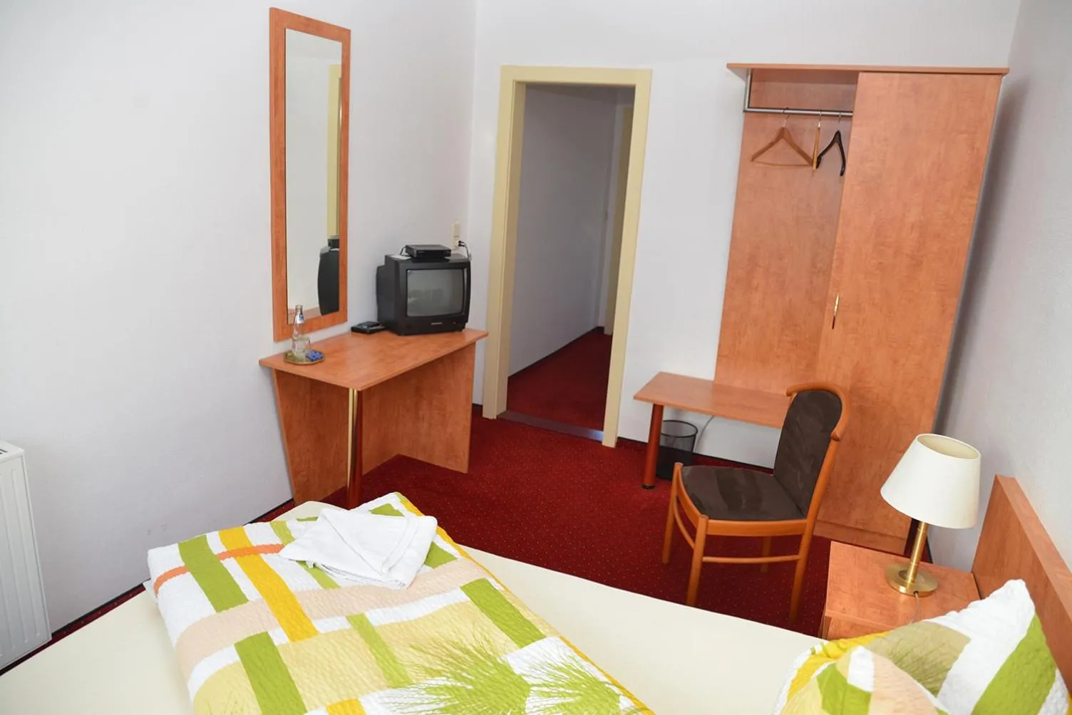 Photo of the whole room, Bed in Haus Sankt Florian