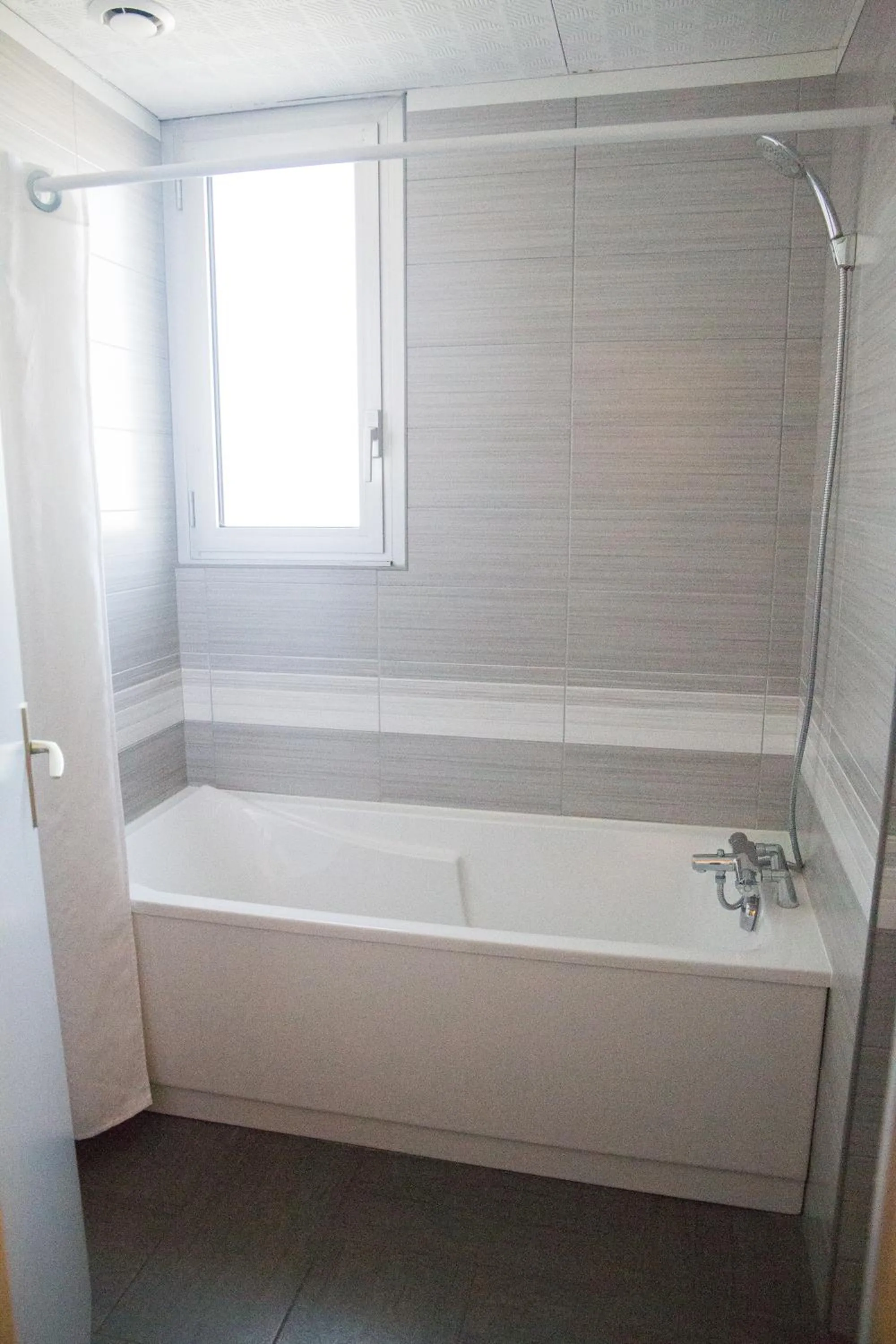 Bathroom in Sure Hotel by Best Western Angouleme