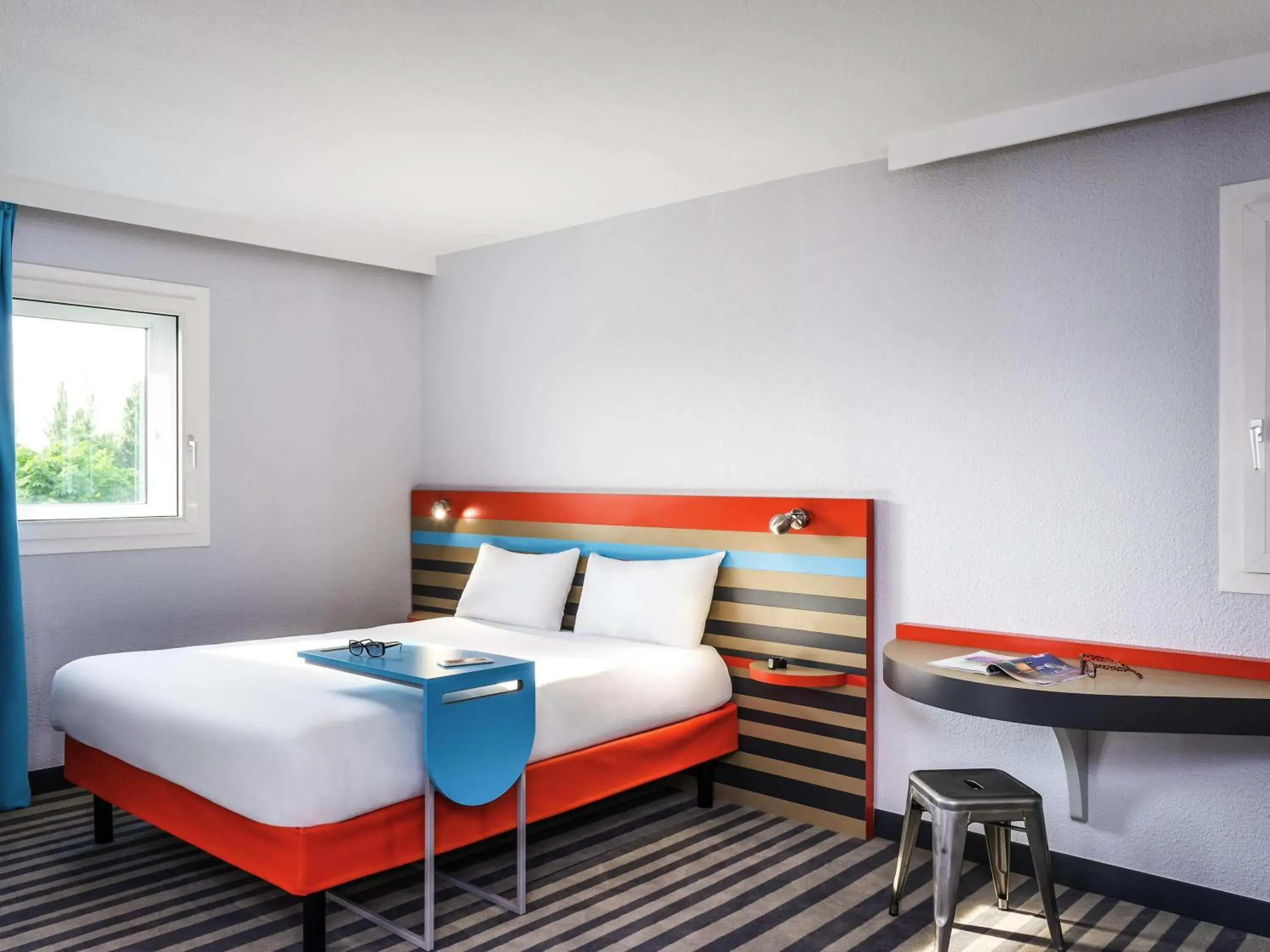 Property building, Bed in ibis Styles Antony Paris Sud Property building, Bed in ibis Styles Antony Paris Sud