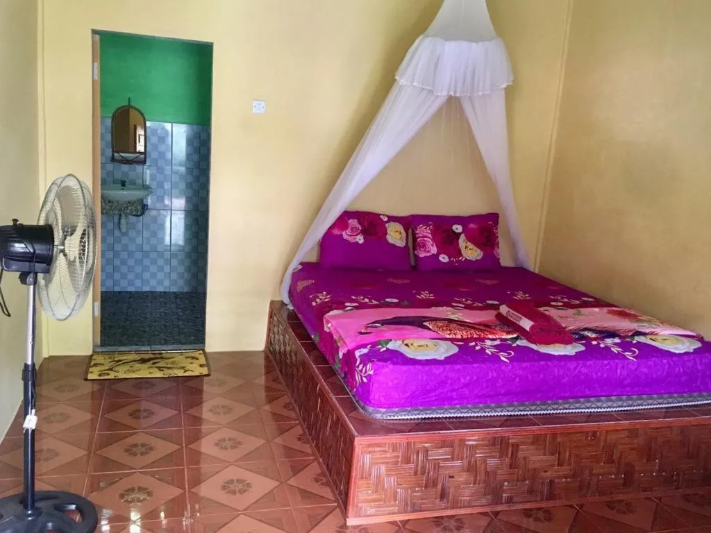 Photo of the whole room, Bed in Sahnan Guest House