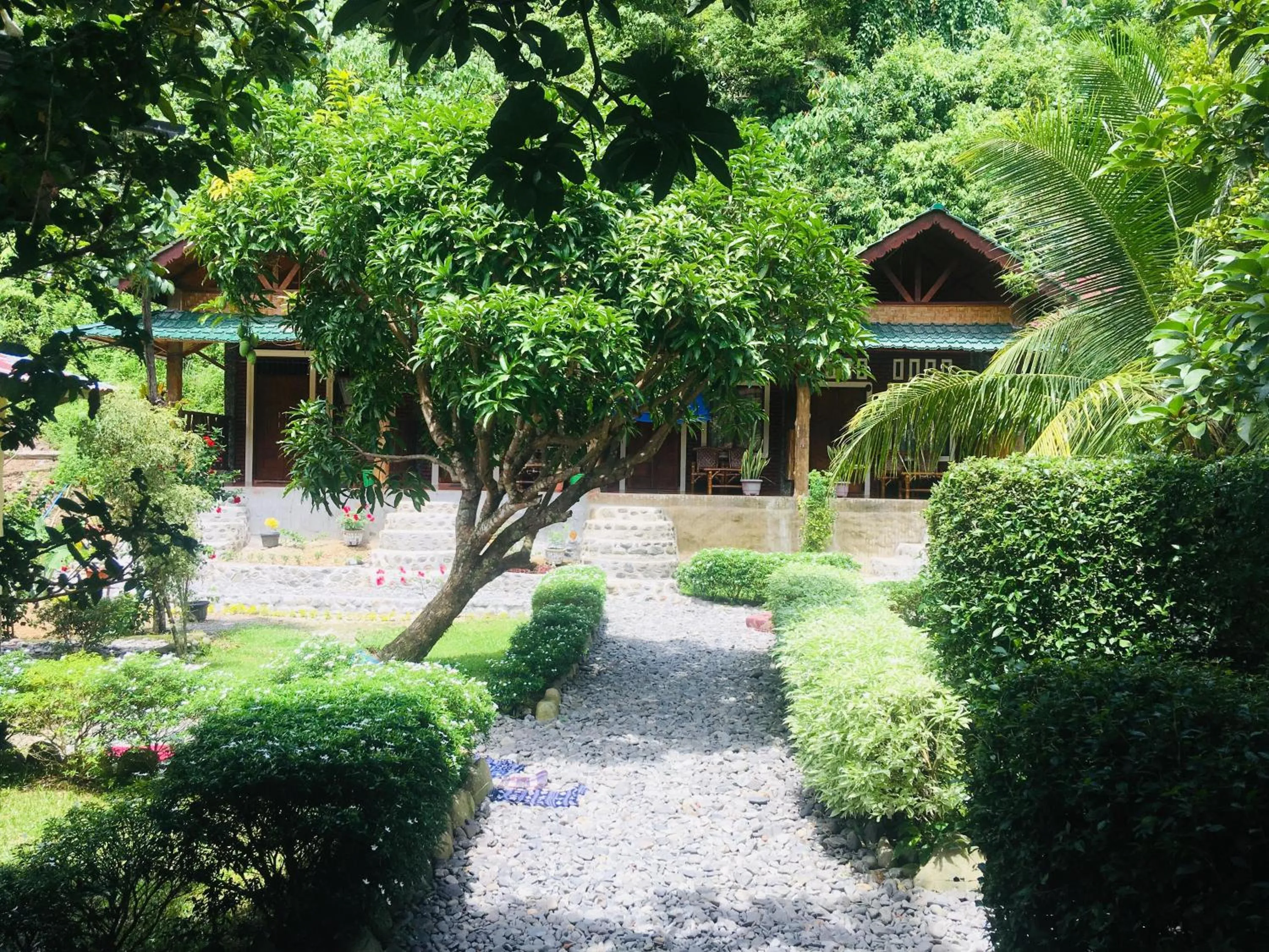 Garden in Sahnan Guest House