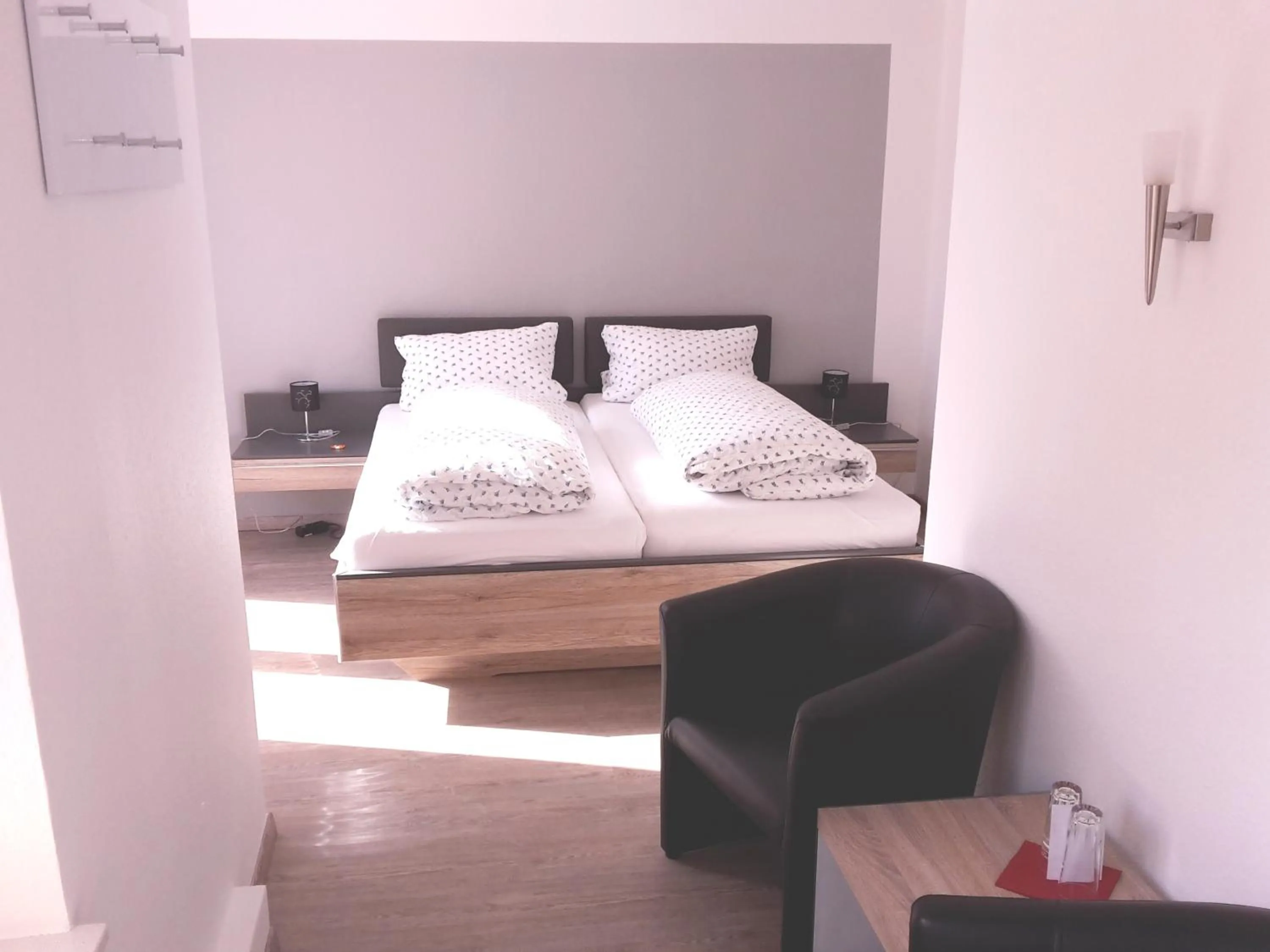 Photo of the whole room, Bed in Pension Marktblick