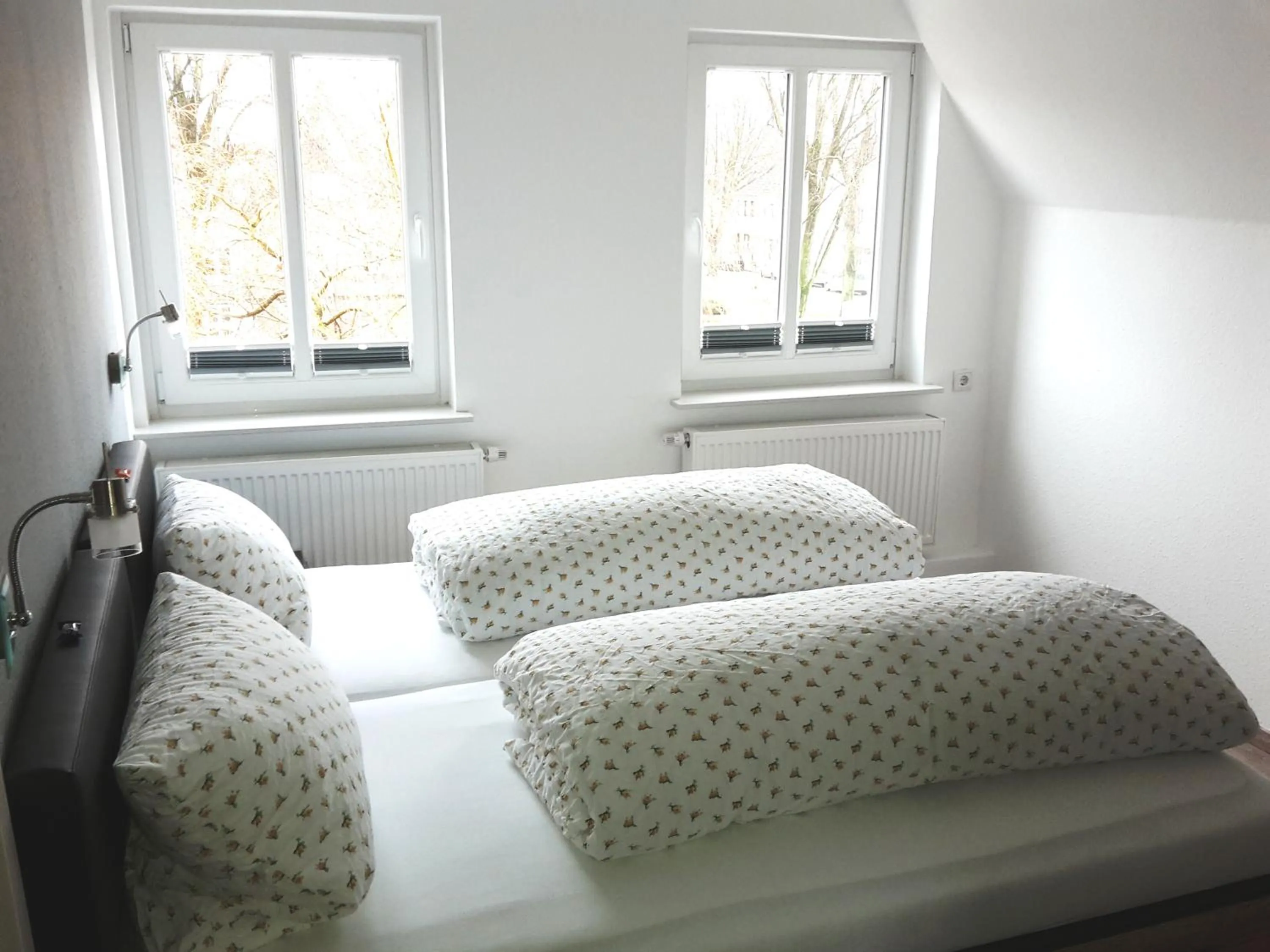 Photo of the whole room, Bed in Pension Marktblick