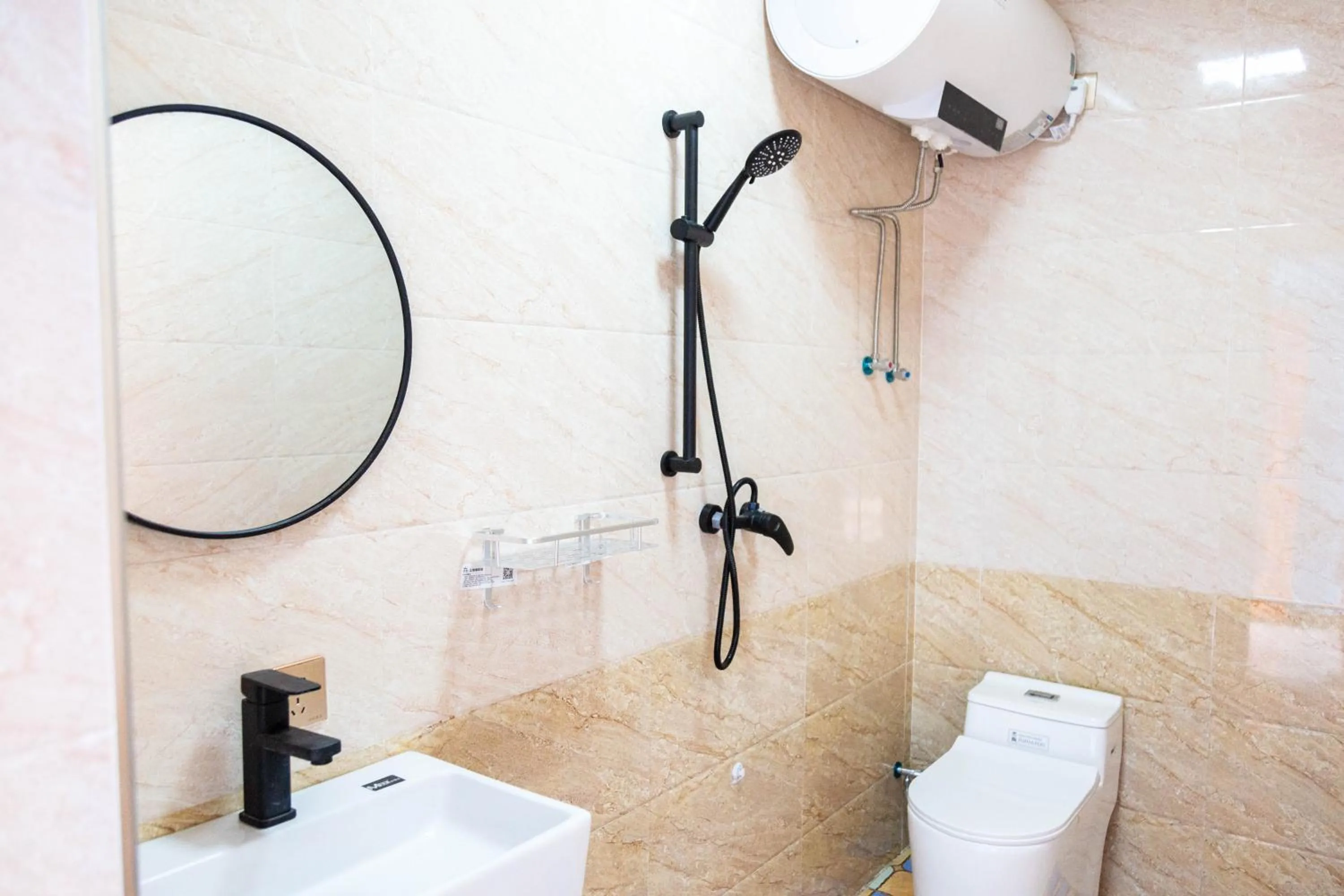 Toilet in New Dap Hostel (in Grape Town)