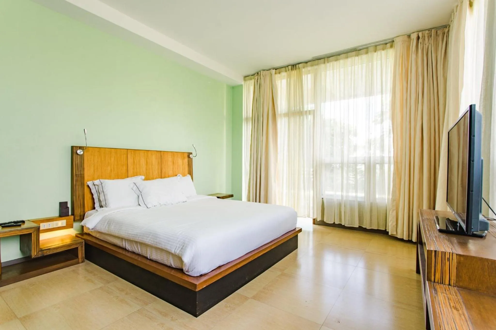 Bedroom, Bed in The Park - Silang