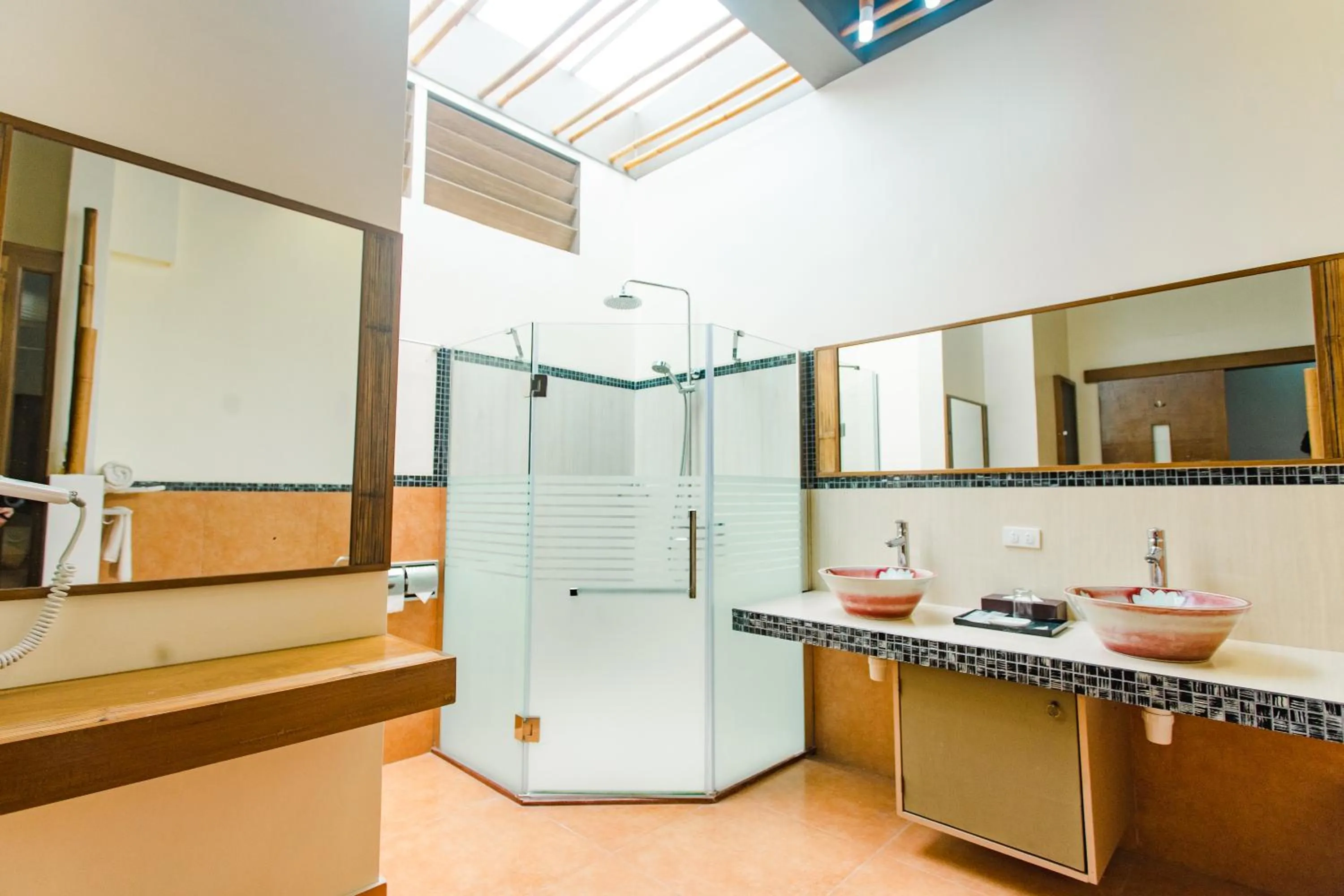 Bathroom in The Park - Silang