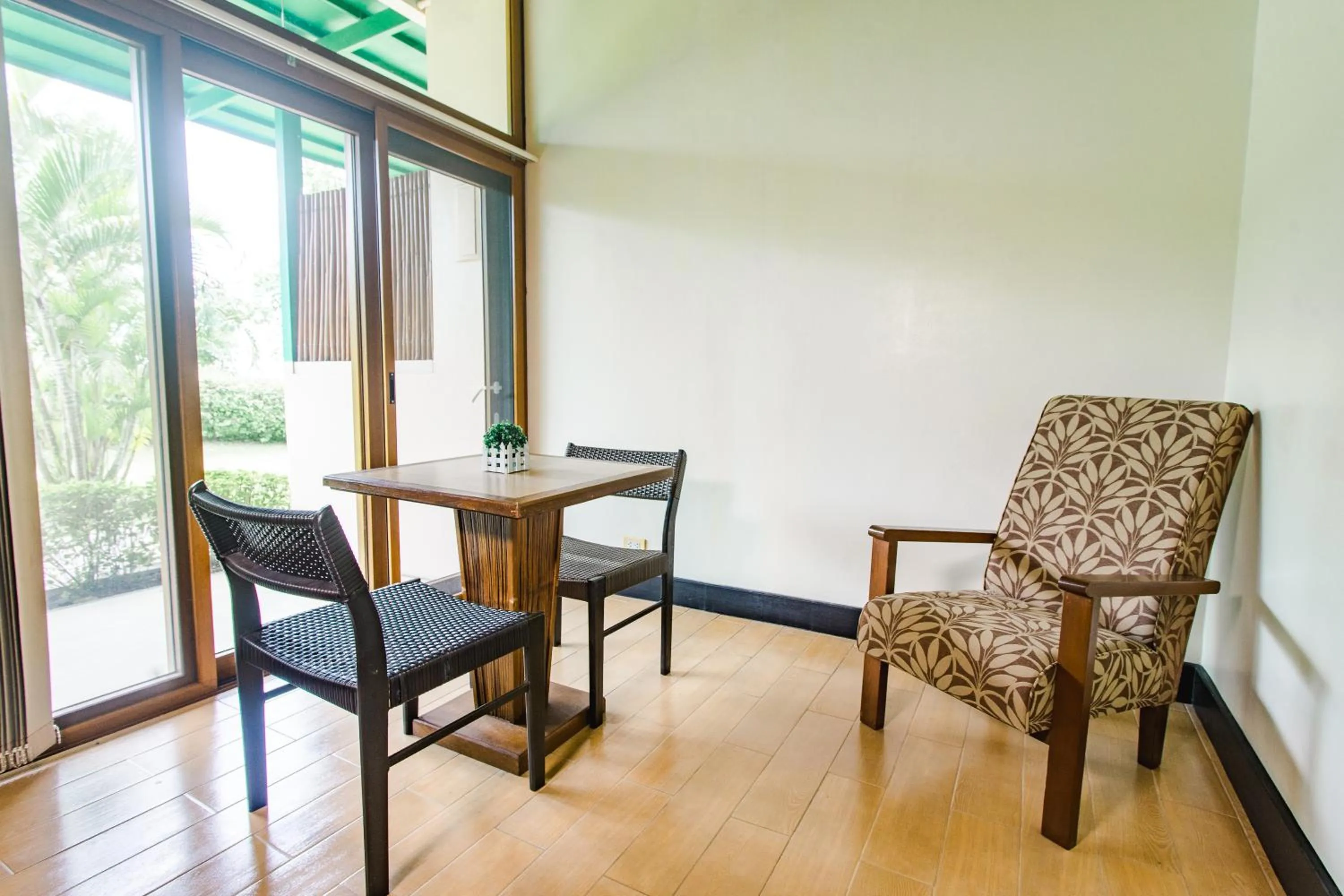 Living room in The Park - Silang