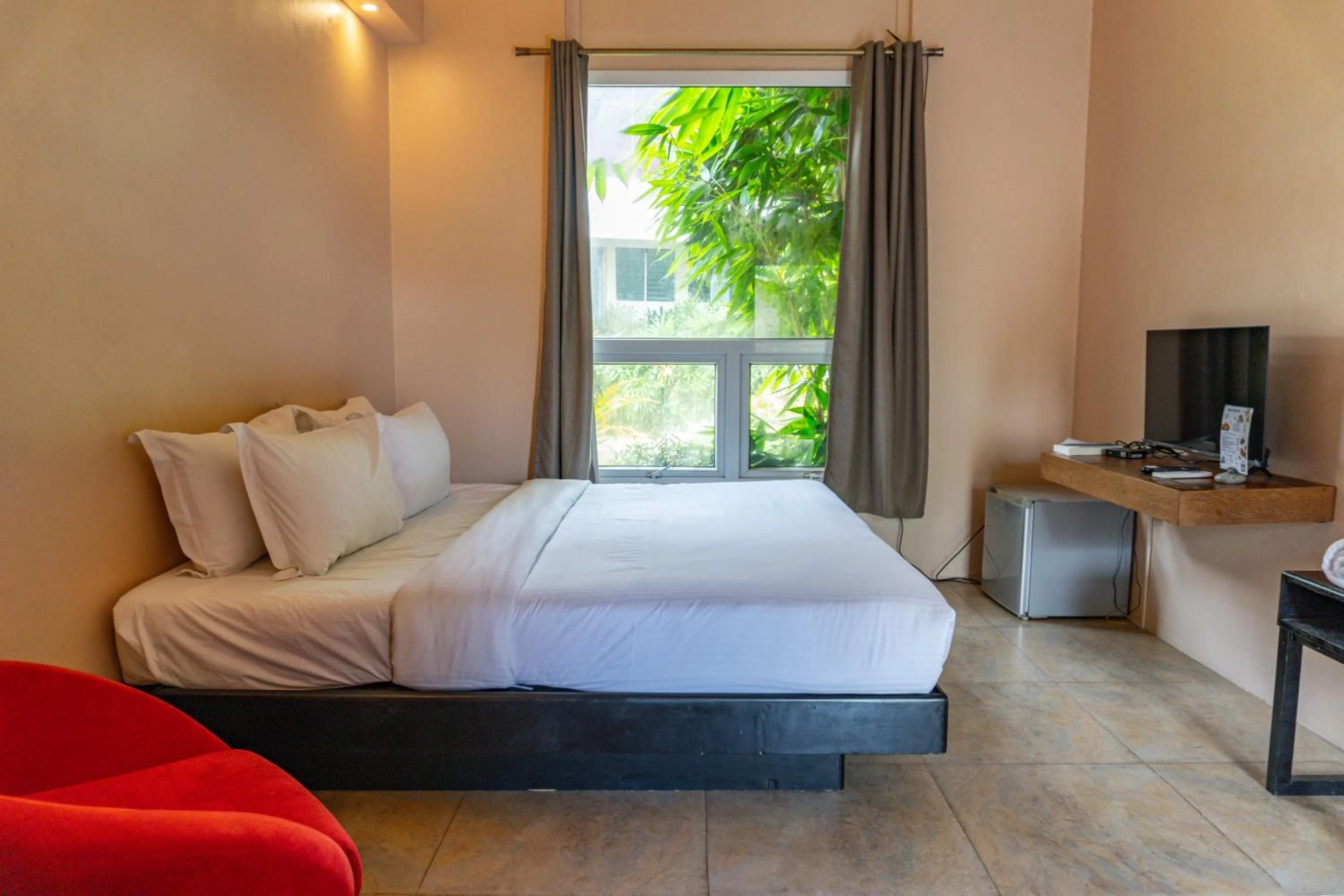 Bedroom, Bed in The Park - Silang