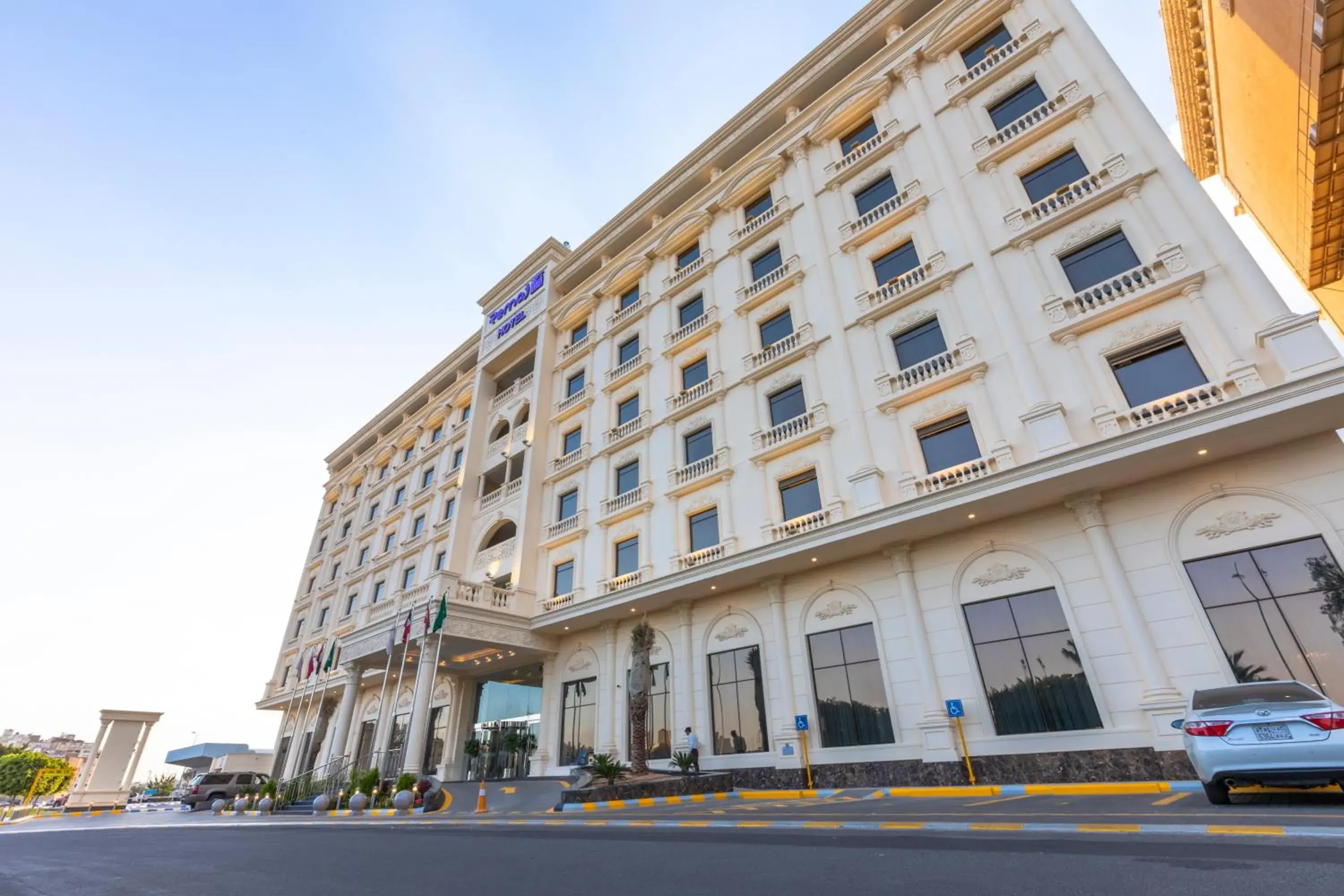 Property building in Remaj Hotel Property building in Remaj Hotel