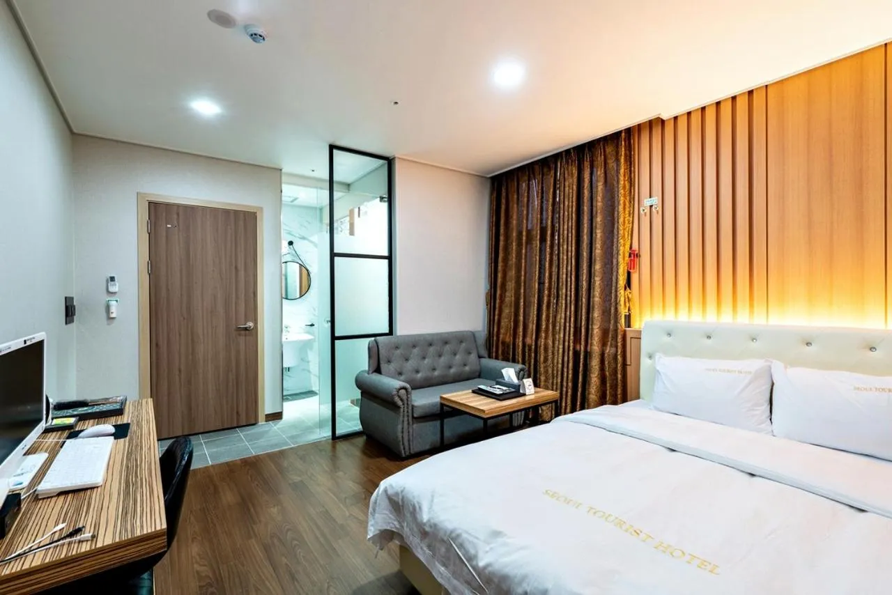 Bed in Siheung Seoul Tourist Hotel