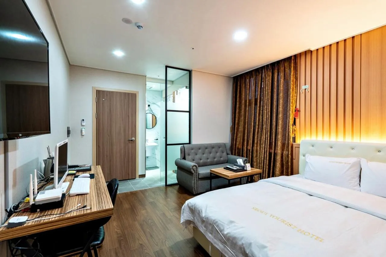 Bed in Siheung Seoul Tourist Hotel