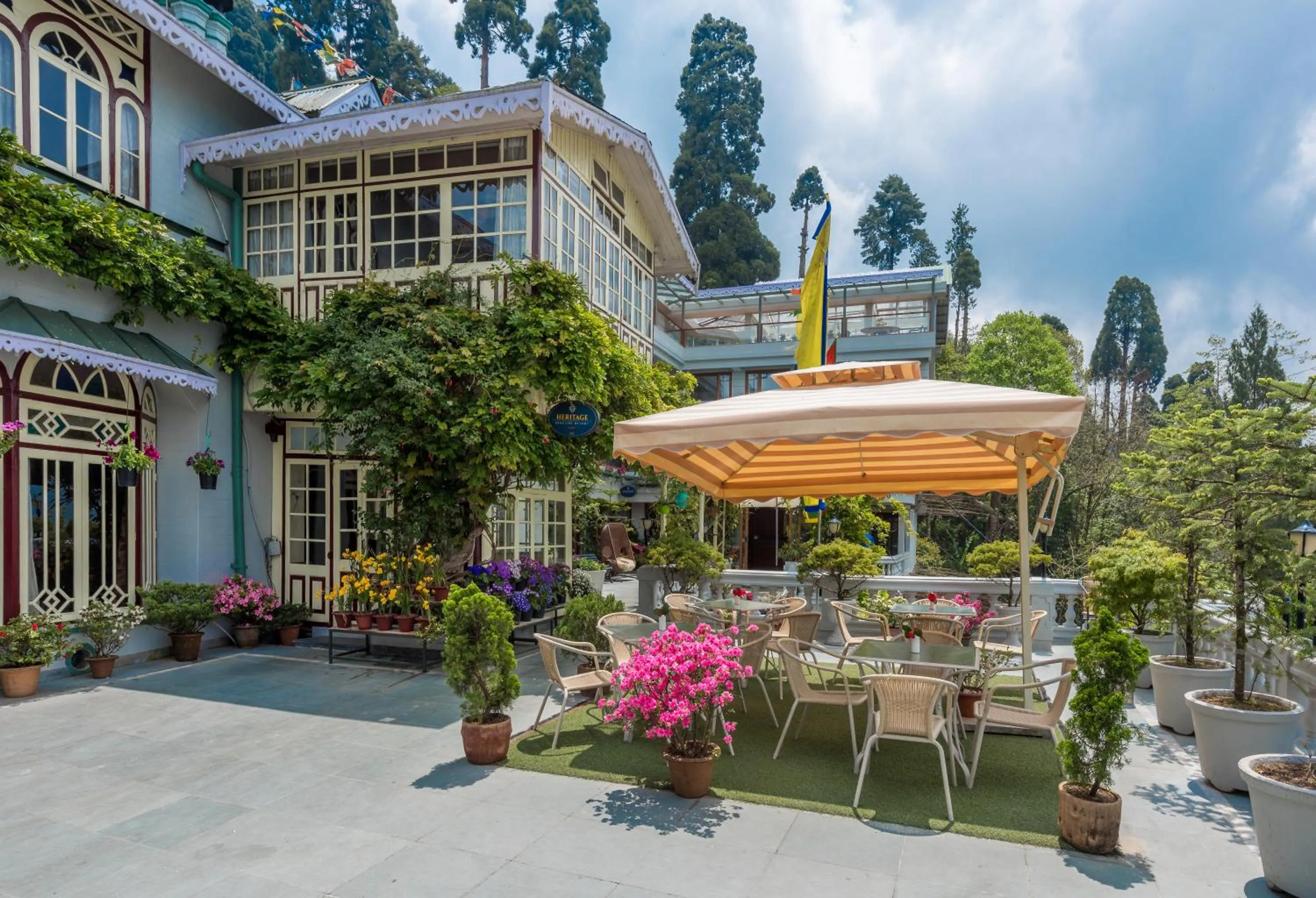 Property building in Udaan Dekeling Resort, Darjeeling