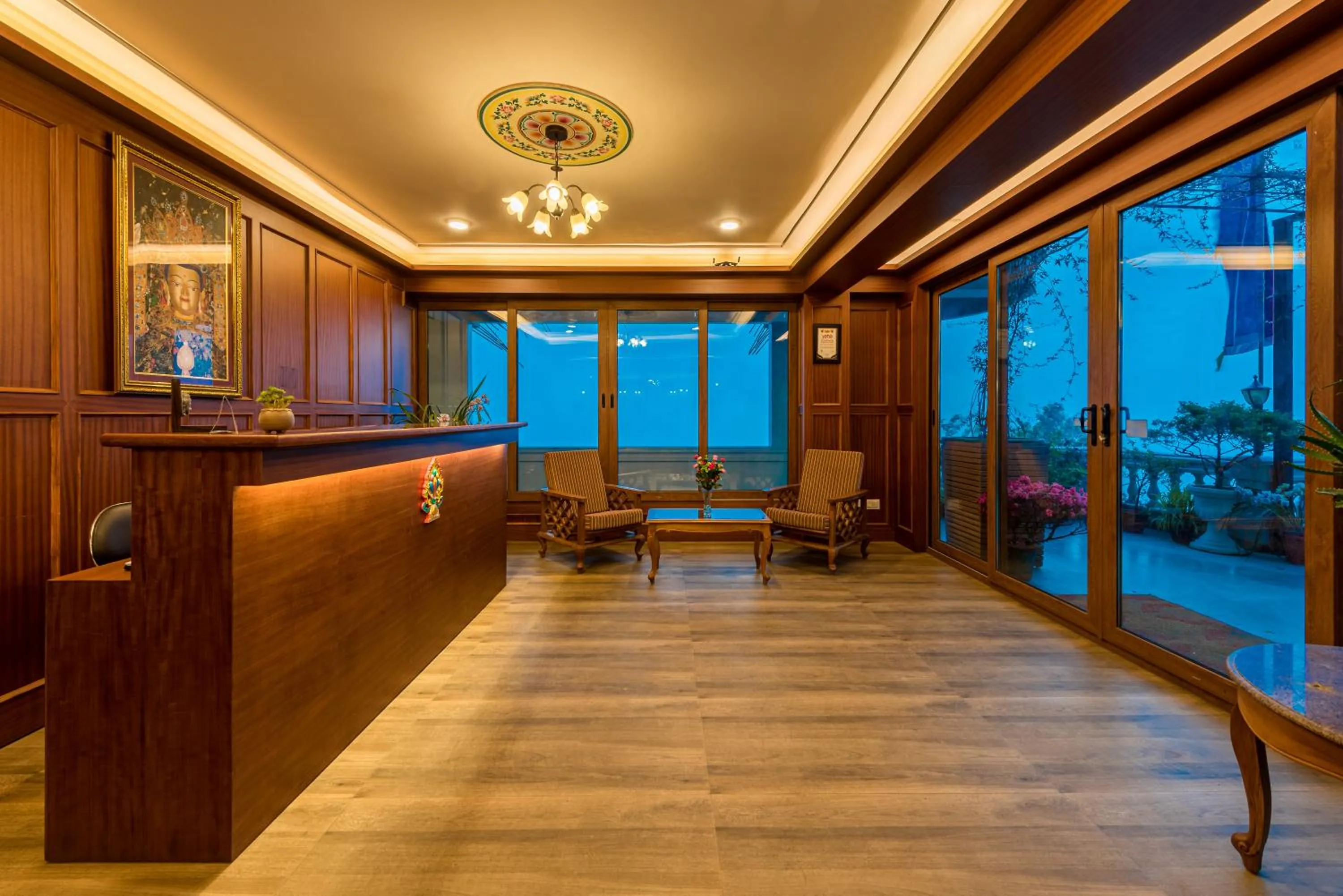 Seating area in Udaan Dekeling Resort, Darjeeling