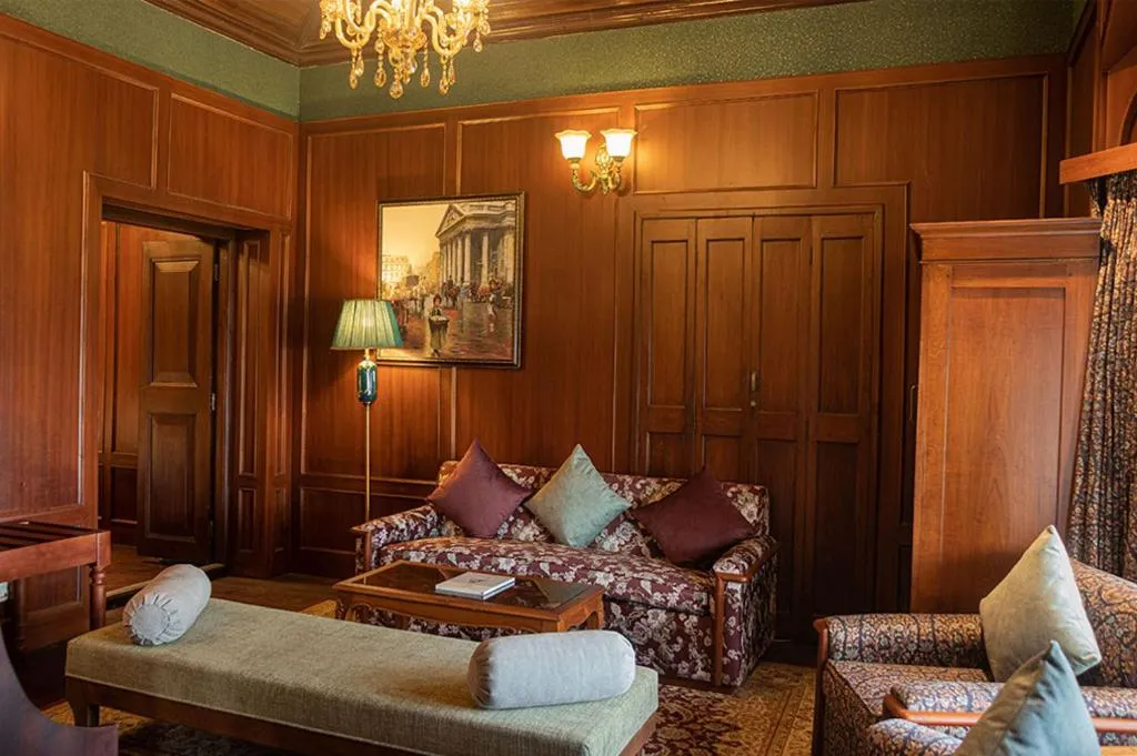 Living room in Udaan Dekeling Resort, Darjeeling