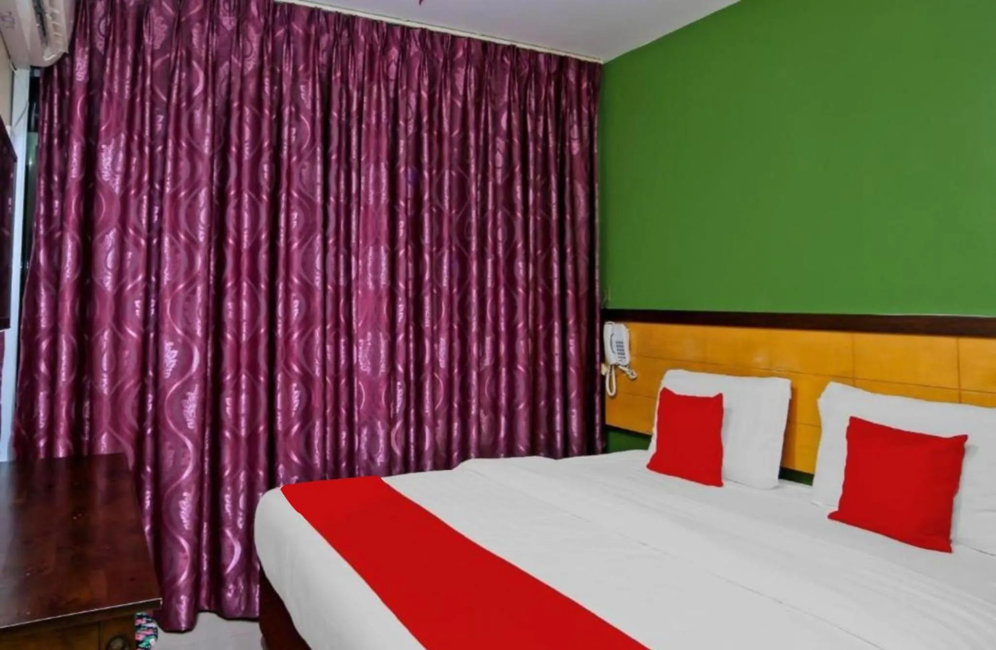 Bedroom, Bed in Holiday Mansion Inn Sibu