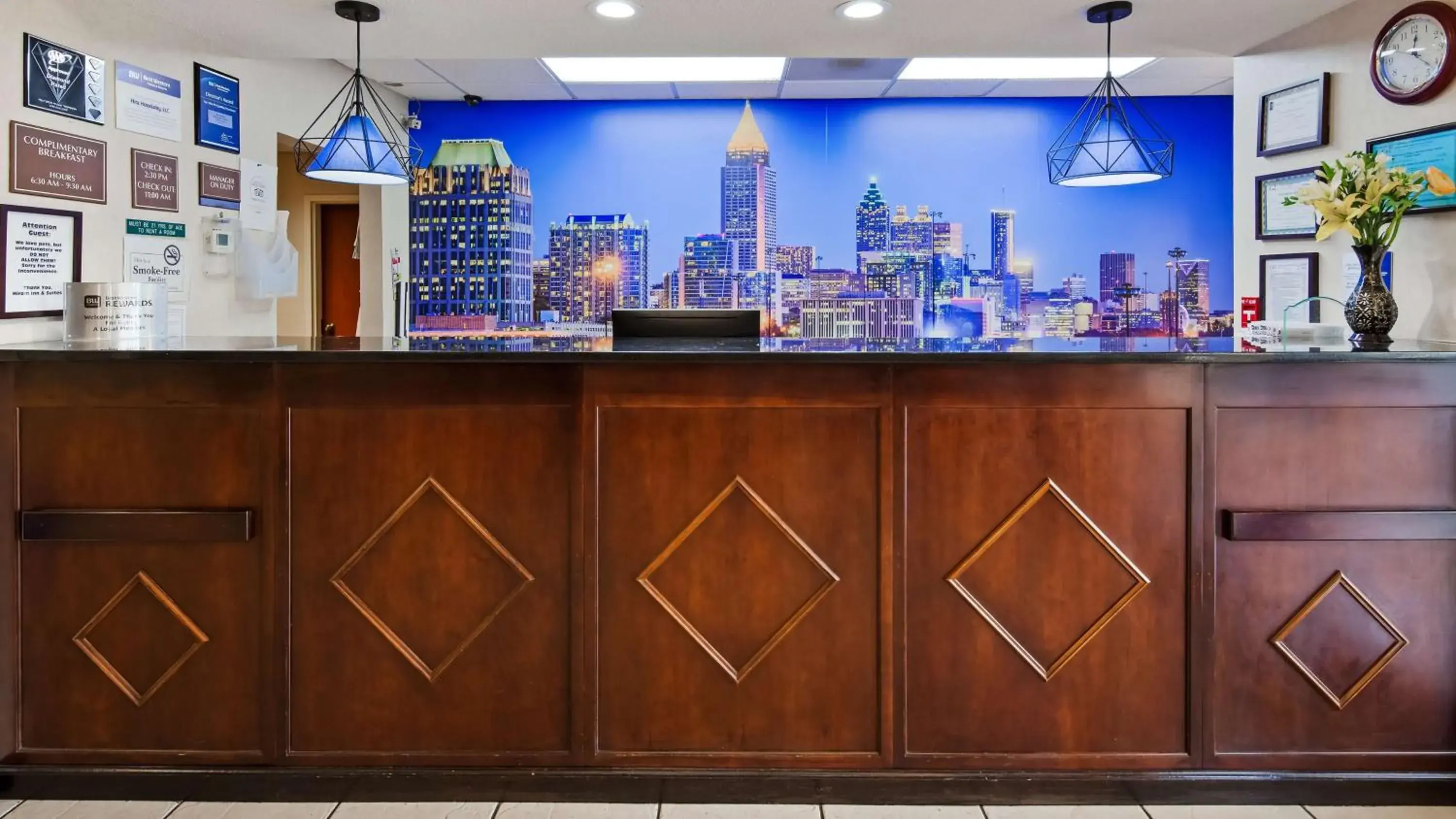 Lobby or reception in Best Western Hiram Inn and Suites Lobby or reception in Best Western Hiram Inn and Suites