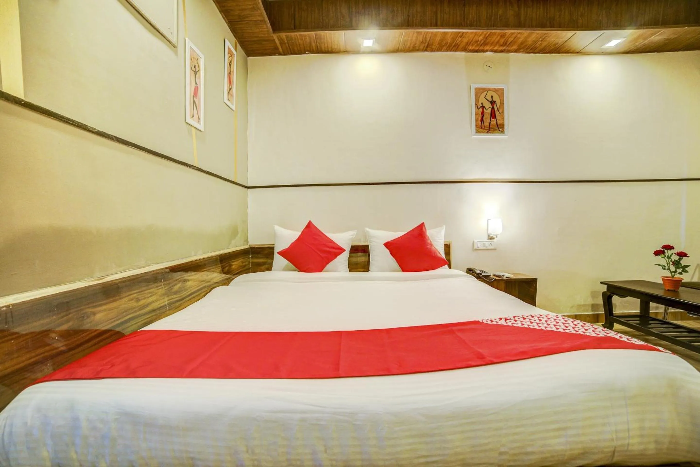 Lobby or reception, Bed in Hotel O Vip