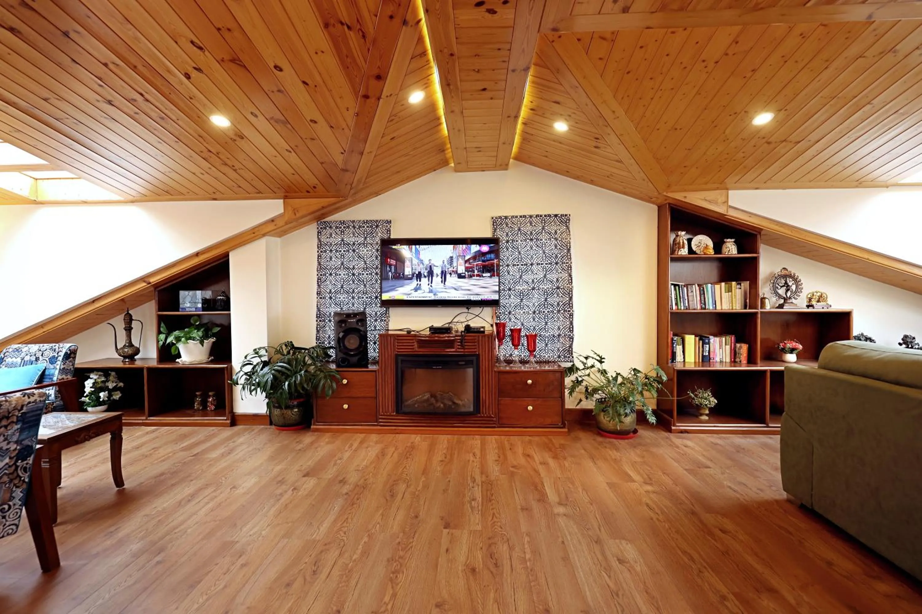 Lounge or bar in The Retreat Mashobra, Shimla