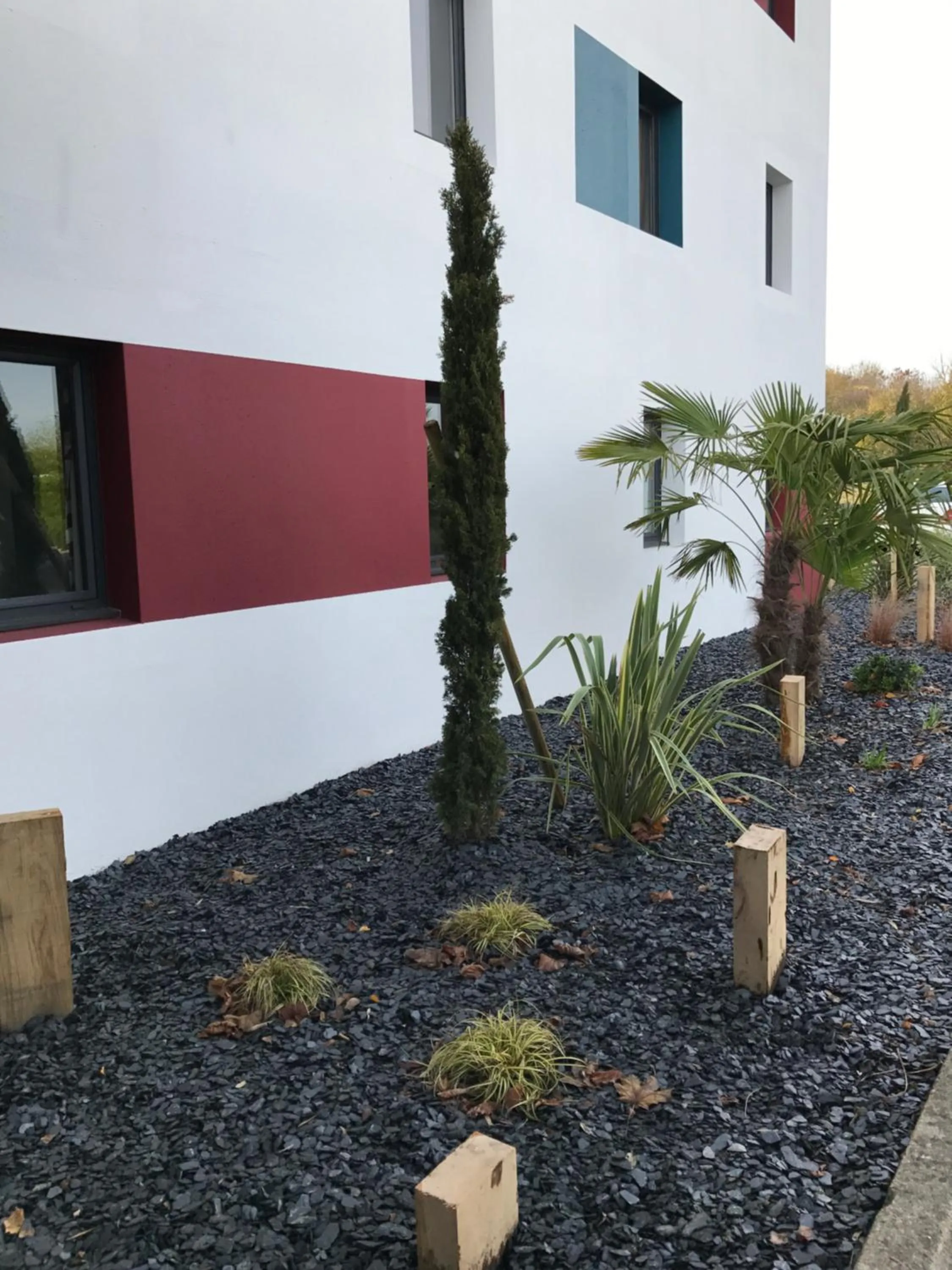 Property building in Kyriad Direct La Rochelle Aytré