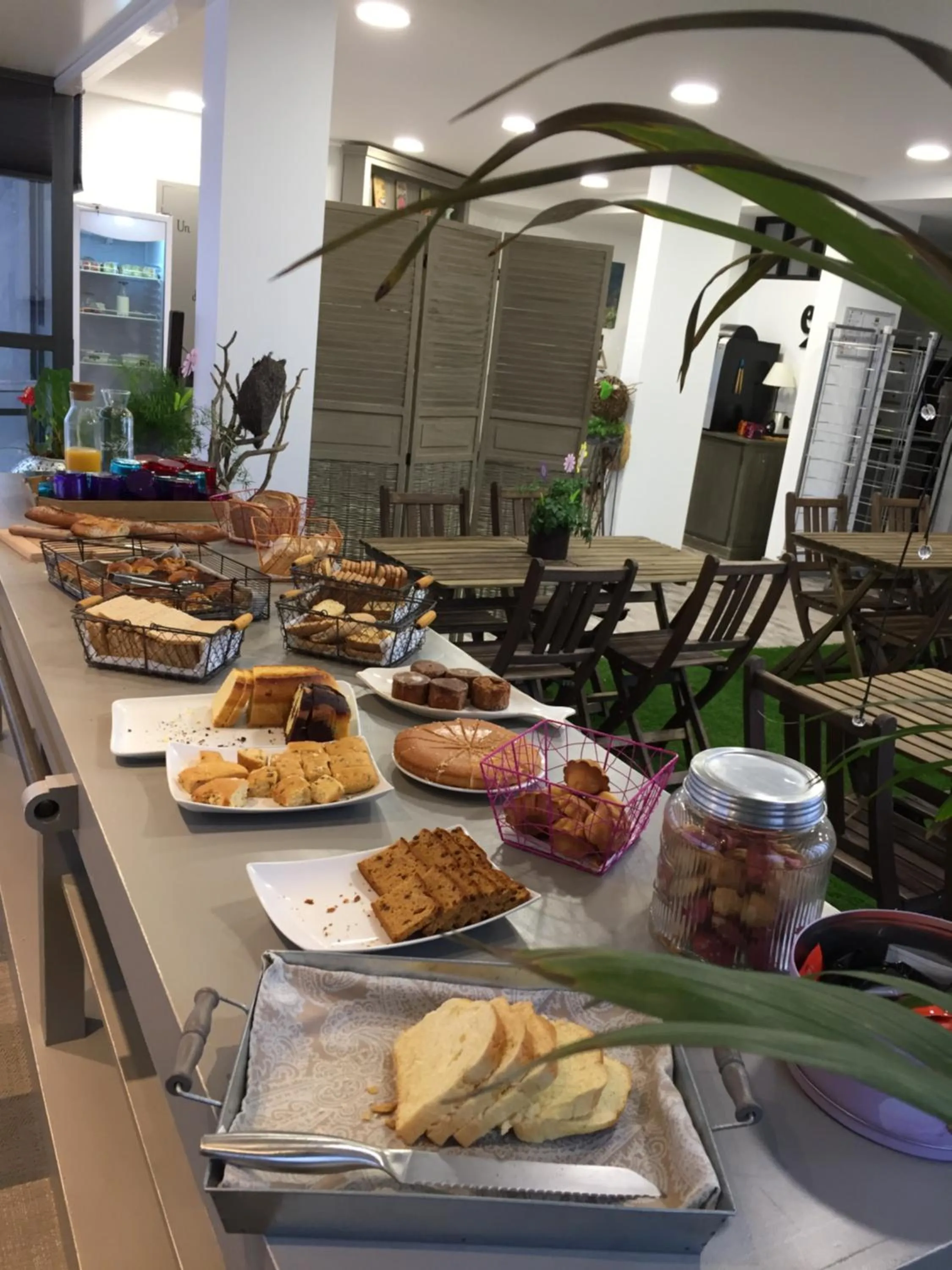 Buffet breakfast in Kyriad Direct La Rochelle Aytré