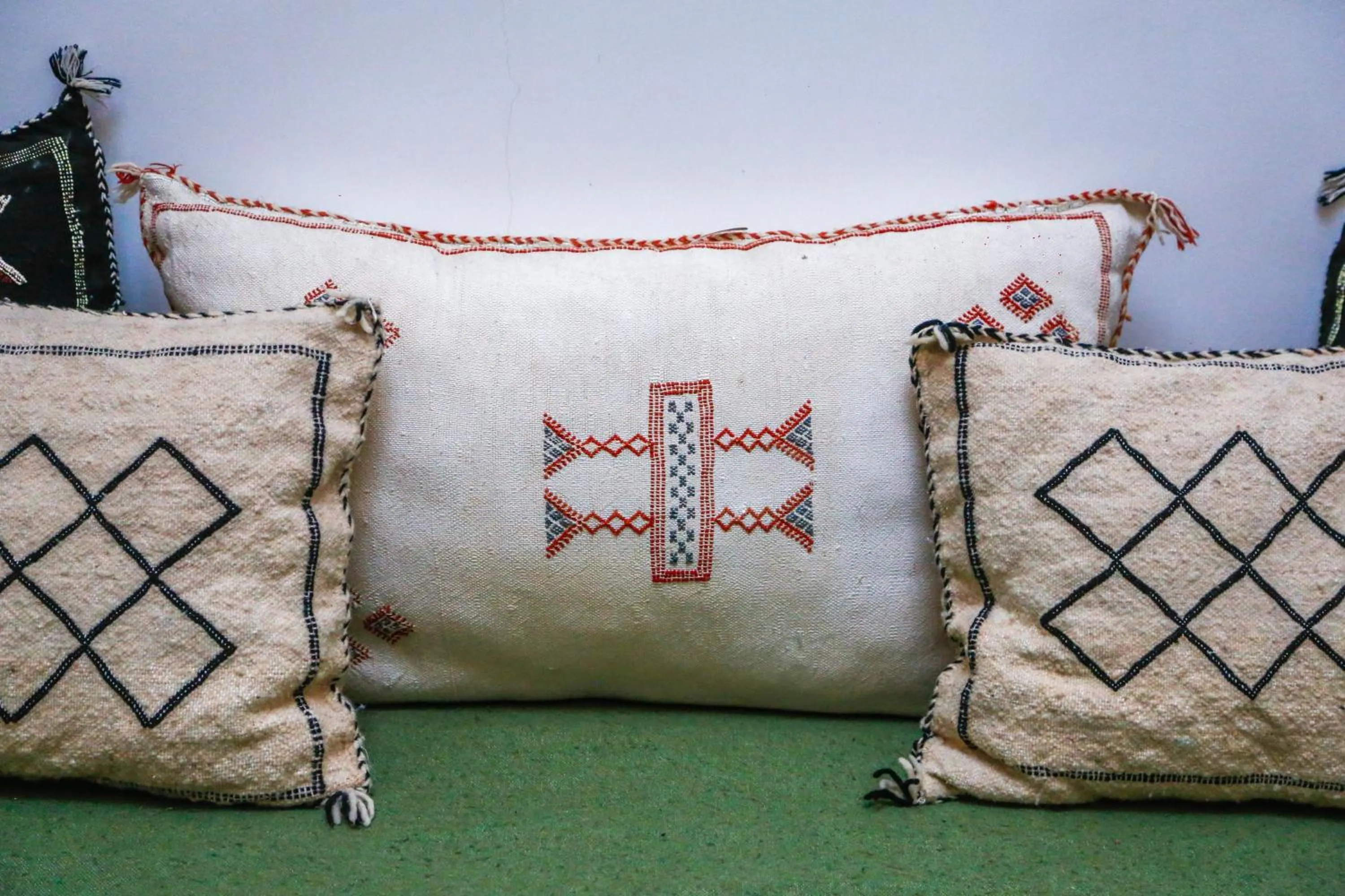 Decorative detail in Riad Dada Mouss & Suites