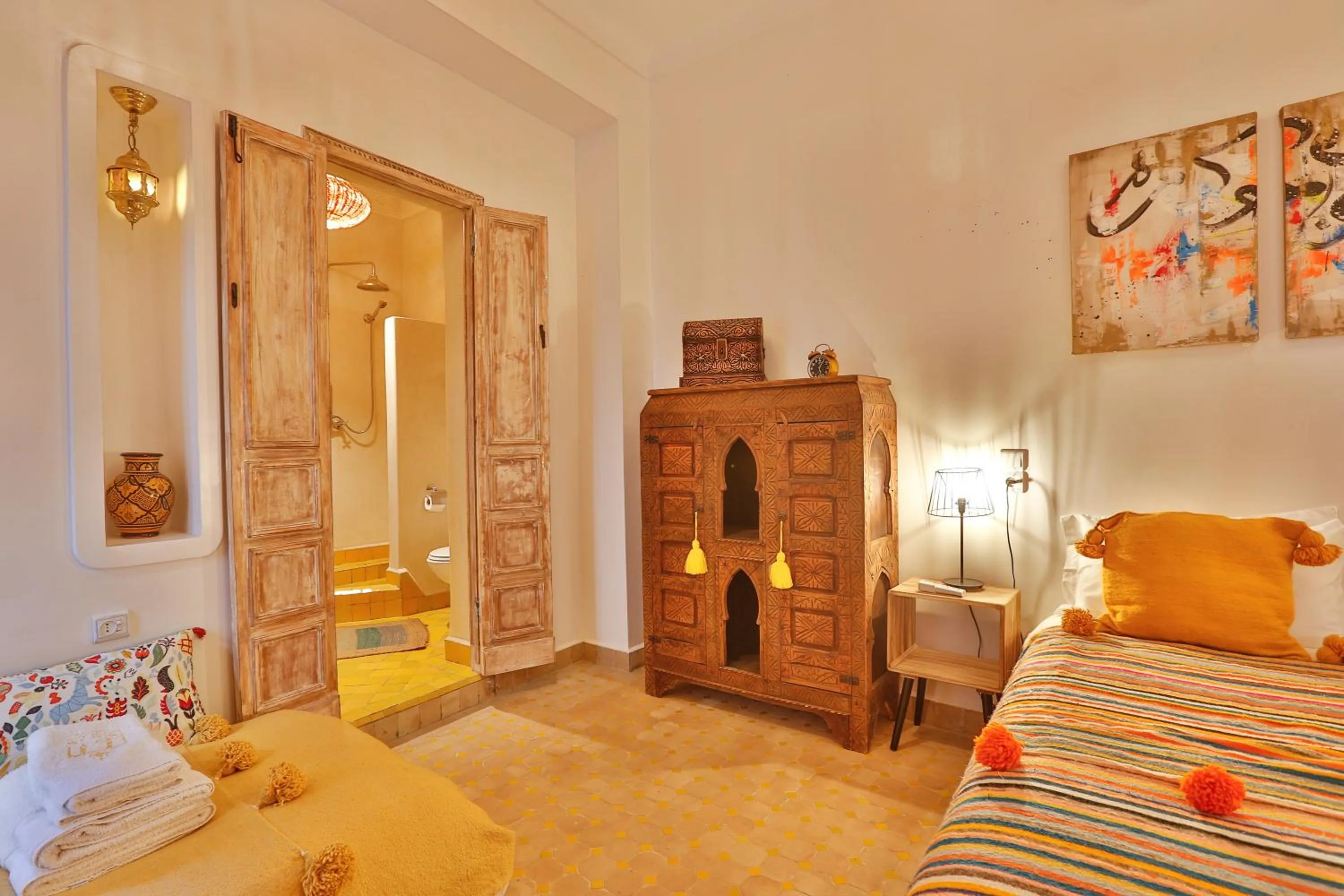 Bedroom, Bed in Riad Dada Mouss & Suites
