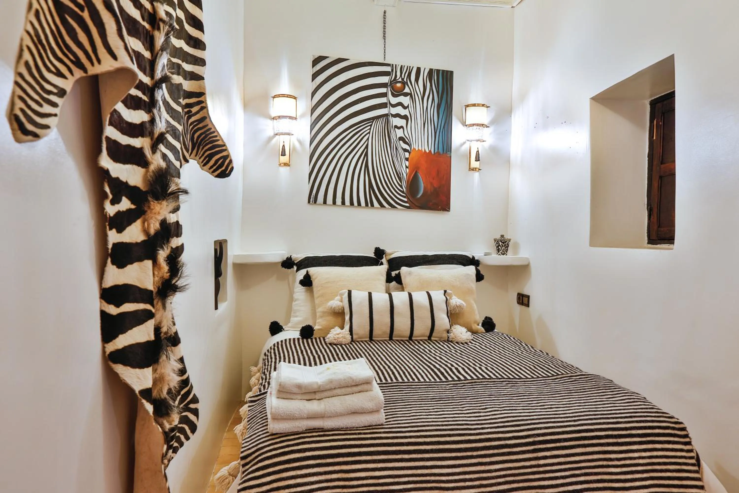 Bedroom, Bed in Riad Dada Mouss & Suites