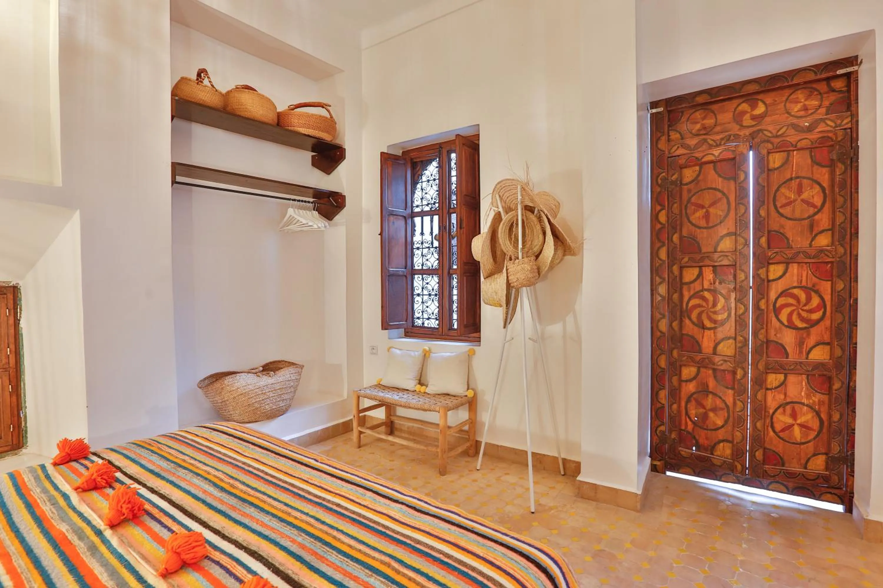 Bedroom, Bed in Riad Dada Mouss & Suites