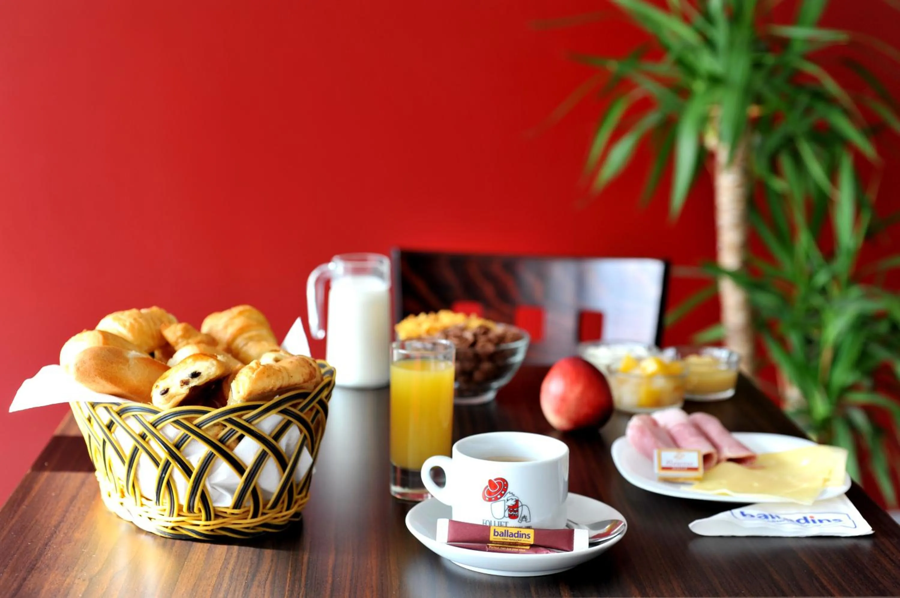 Restaurant/places to eat in initial by balladins Roissy / Saint-Mard