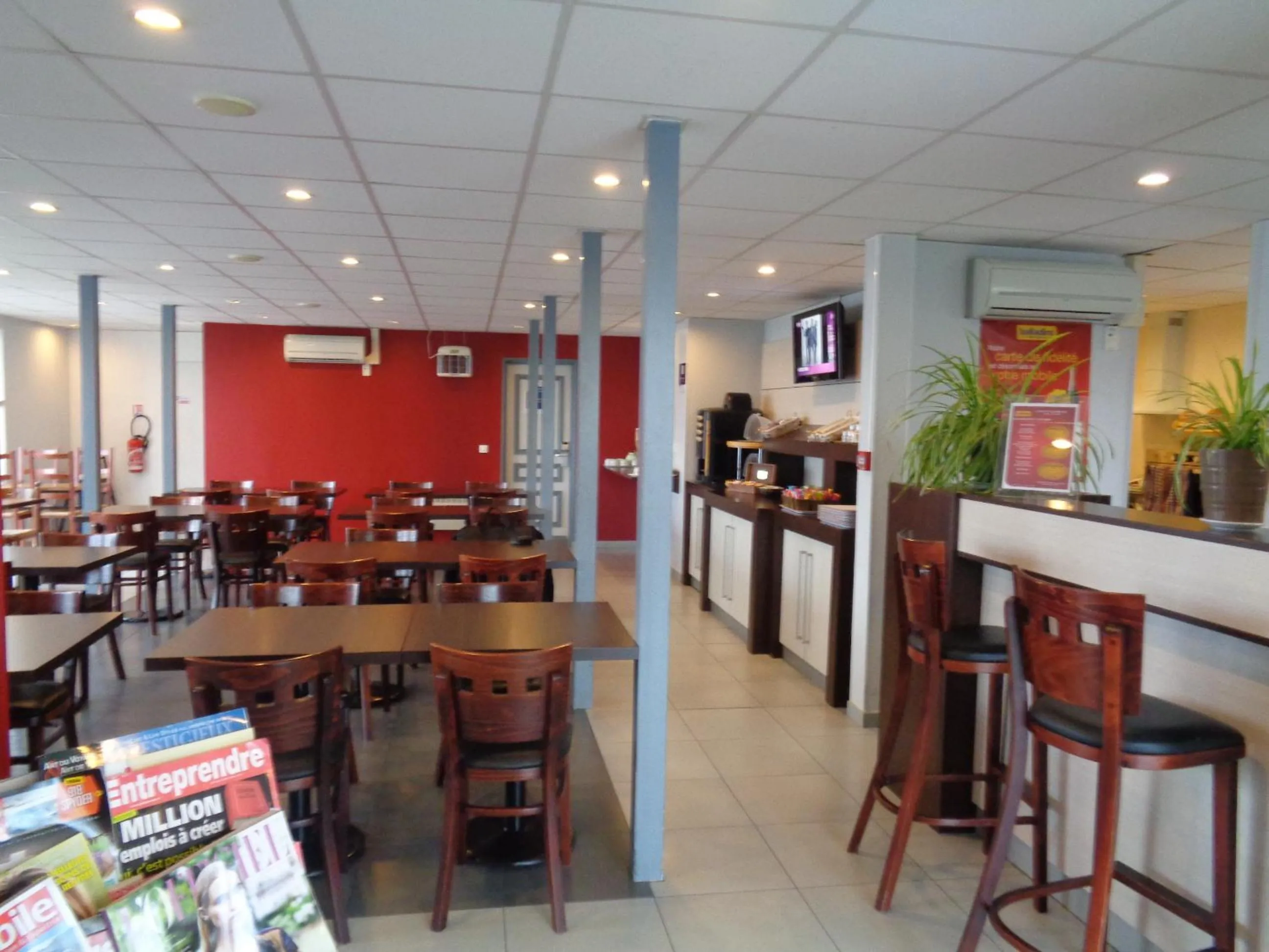 Restaurant/places to eat in initial by balladins Roissy / Saint-Mard