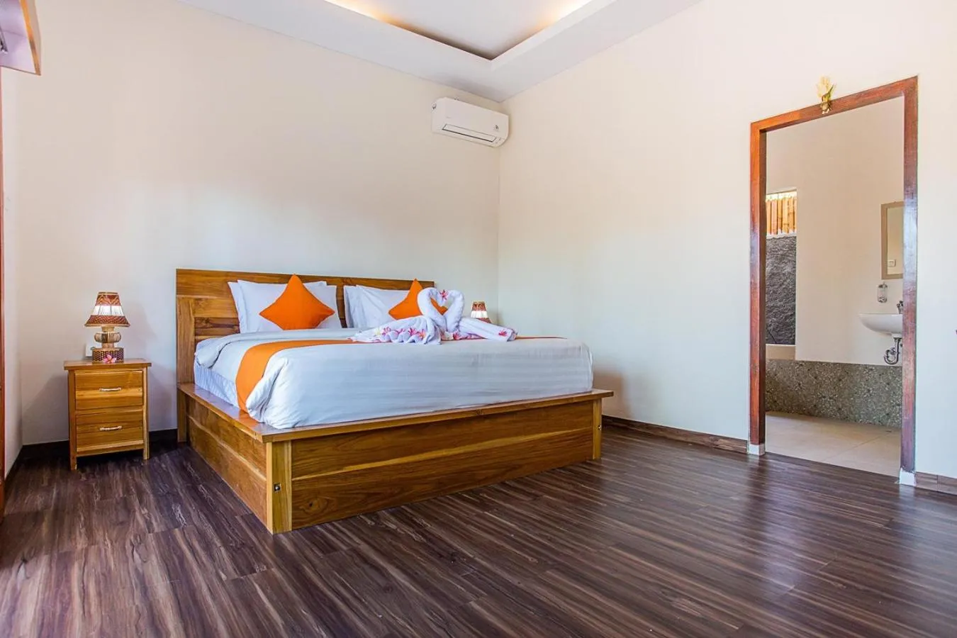 Bed in Ambengan Private Villas
