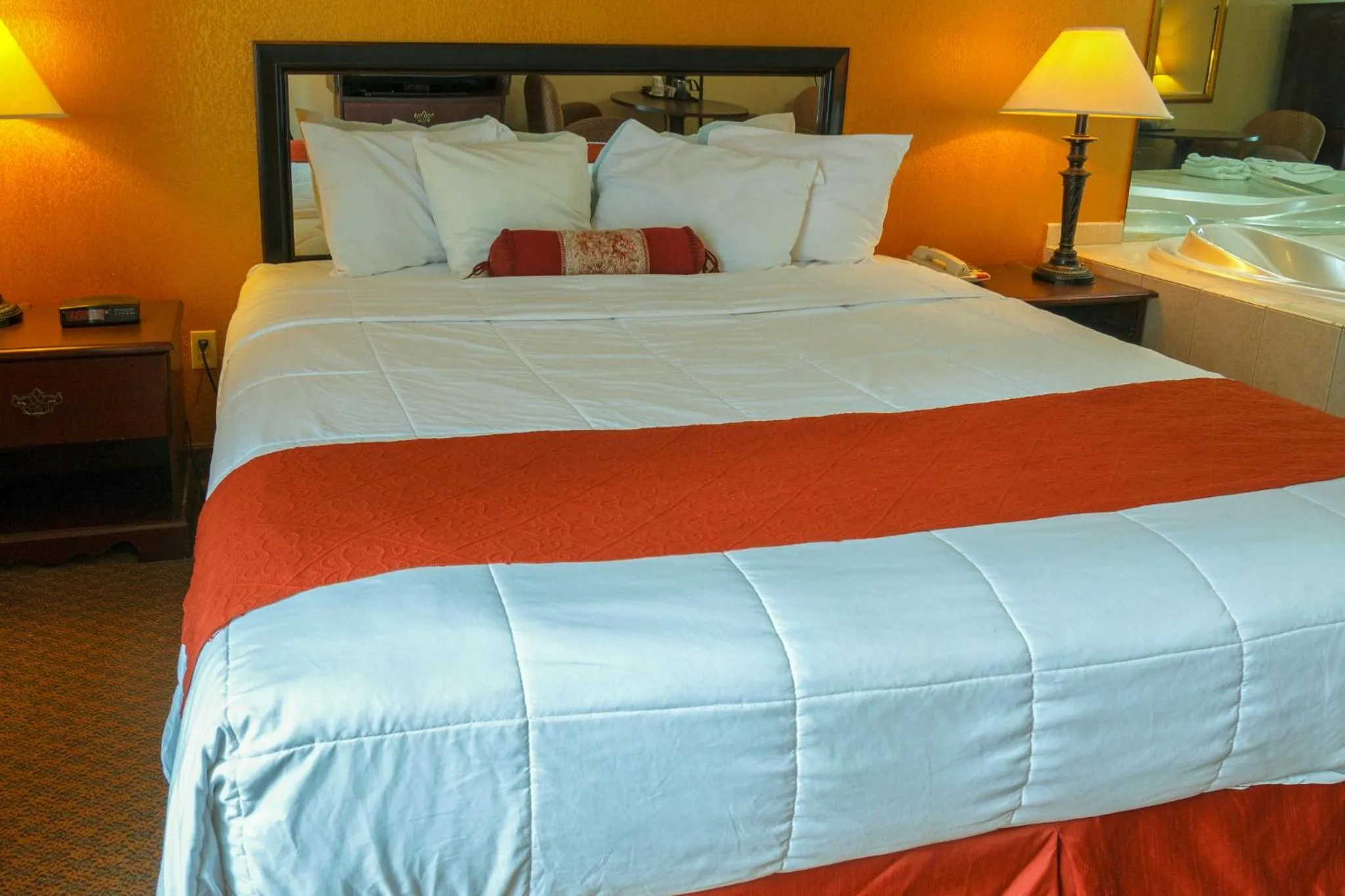 Bed in Hotel M Mount Pocono