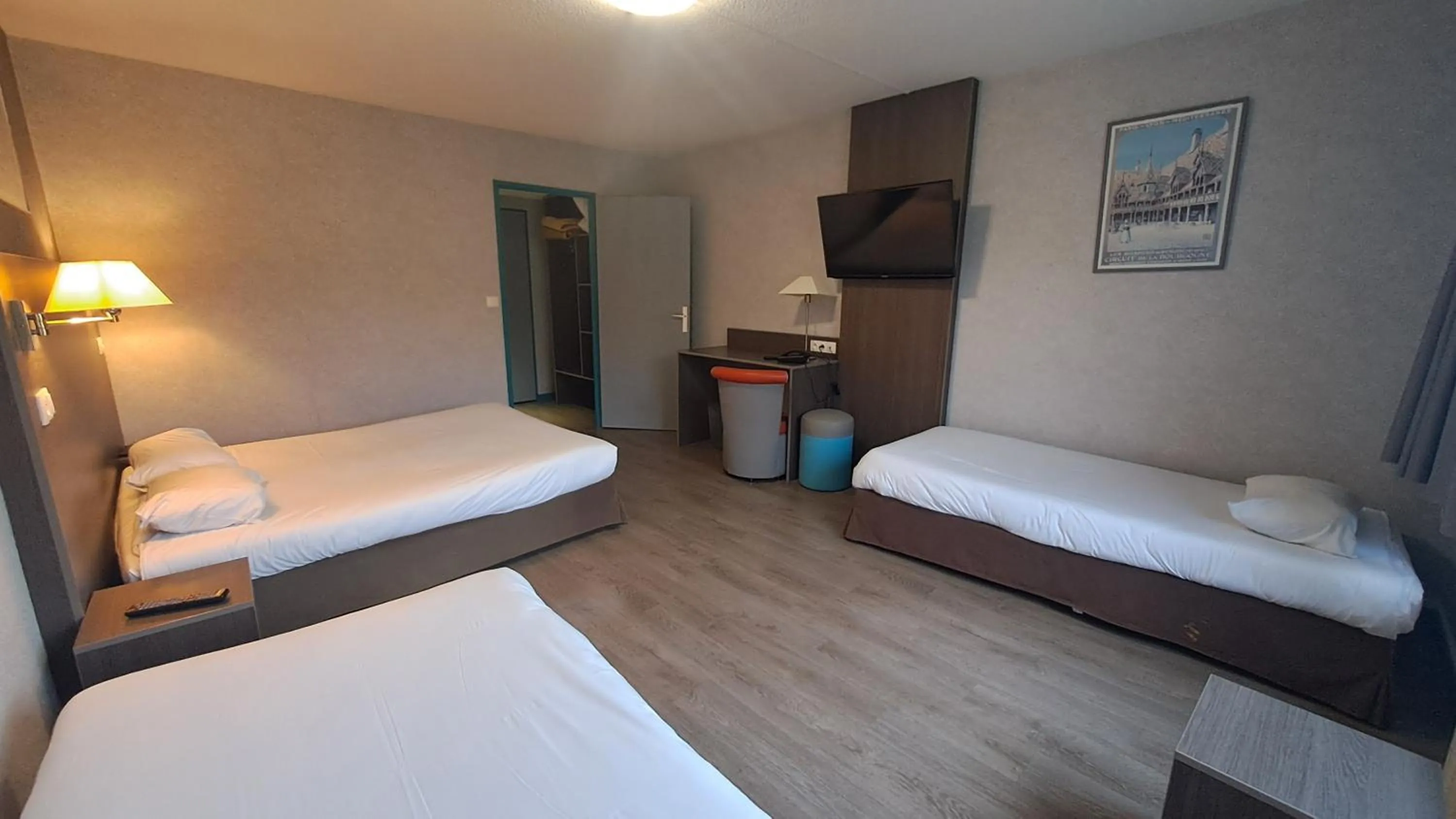 Bed in Hotel Val Vert