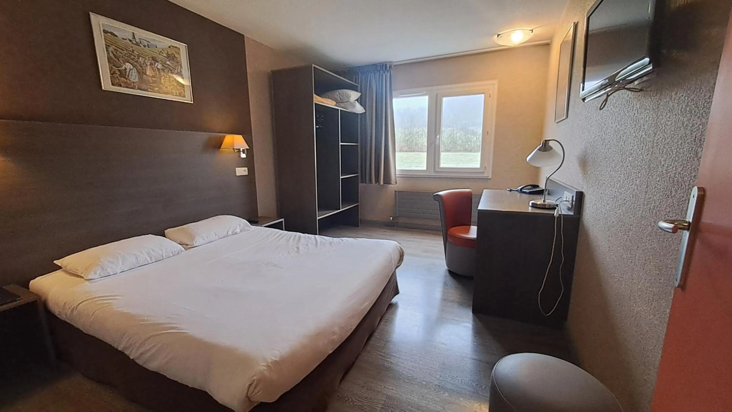 Photo of the whole room, Bed in Hotel Val Vert