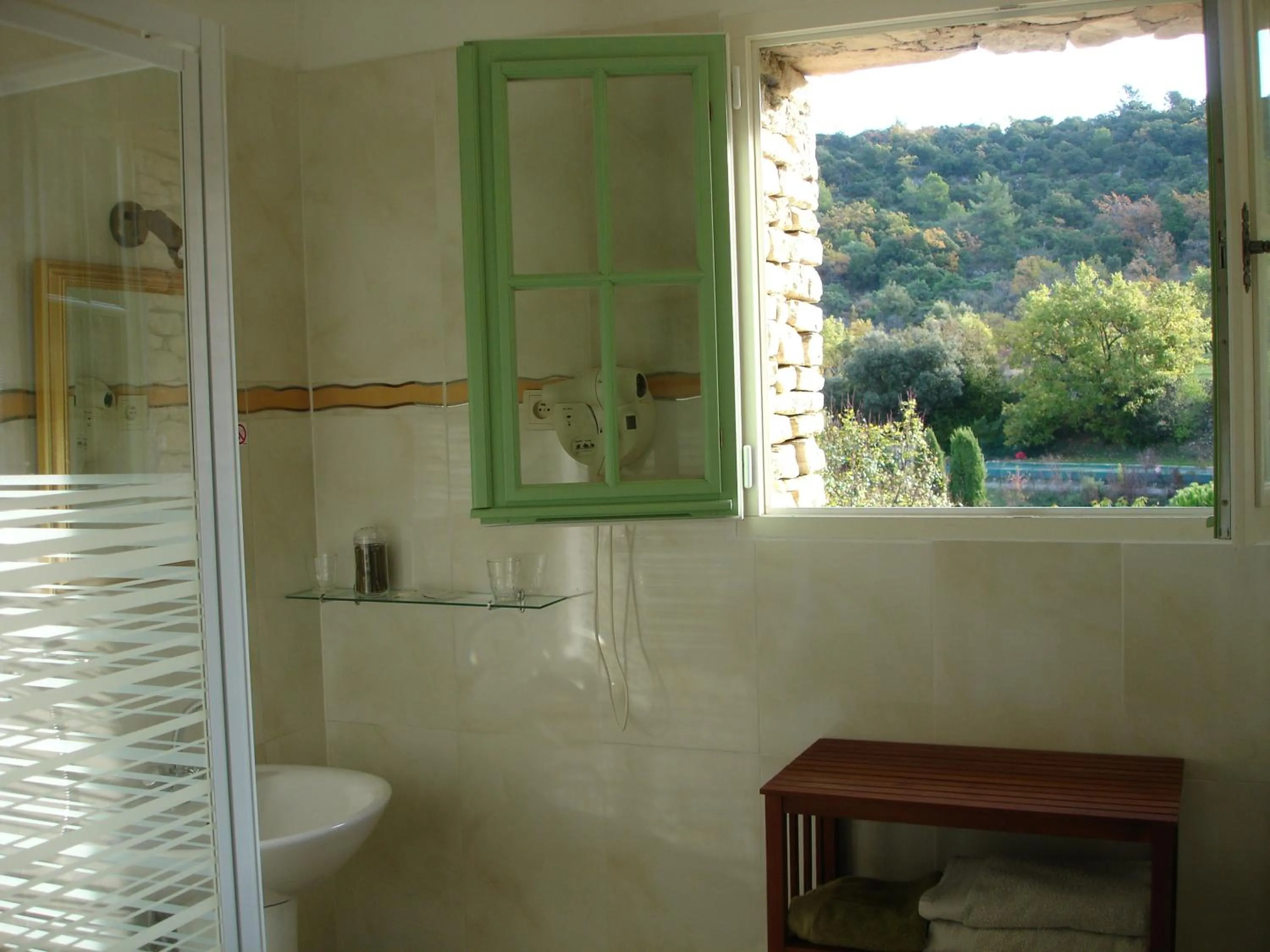 Shower in Domaine De La Grange Neuve