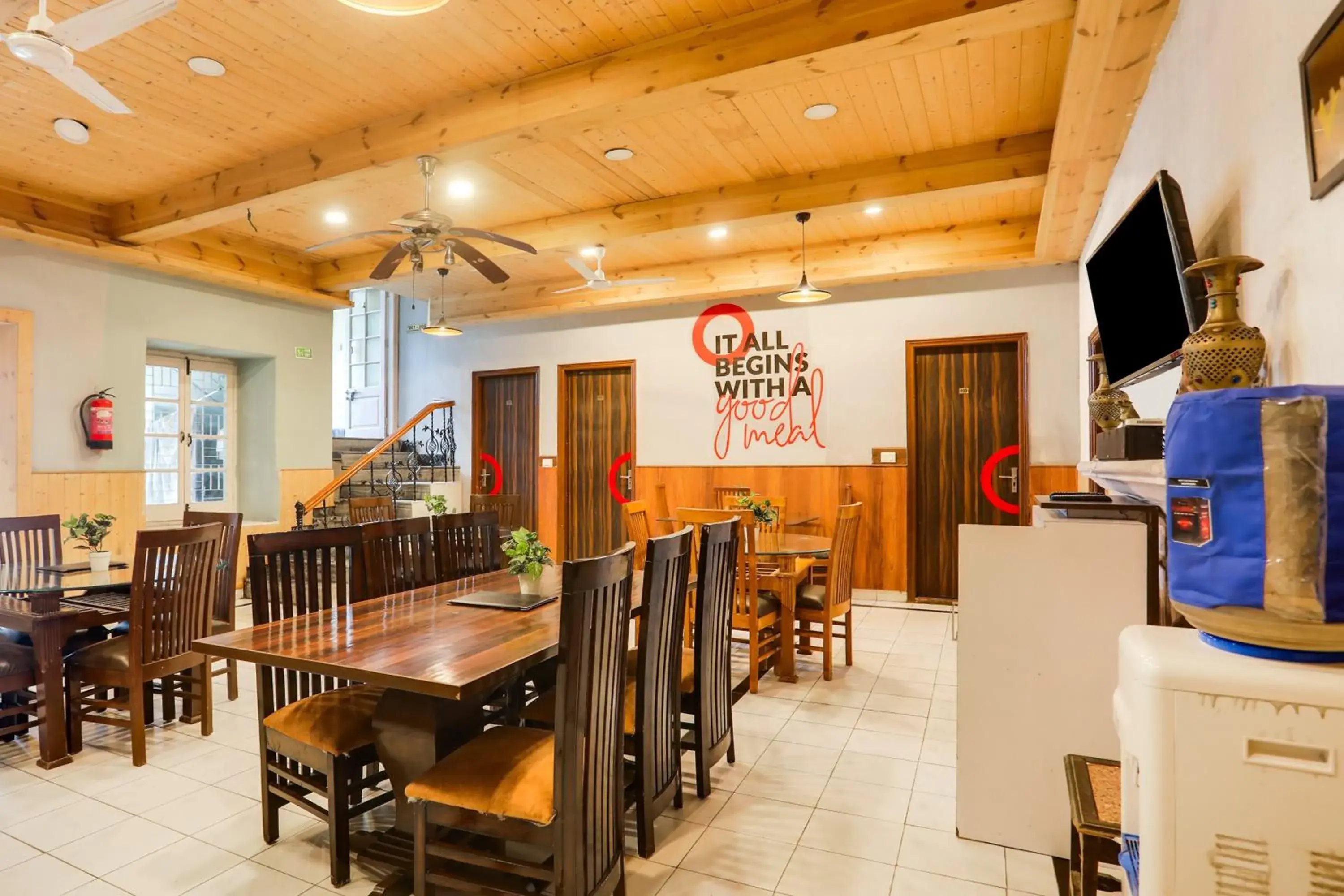 Restaurant/places to eat in Collection O Mall Road Near St. Georges College Restaurant/places to eat in Collection O Mall Road Near St. Georges College