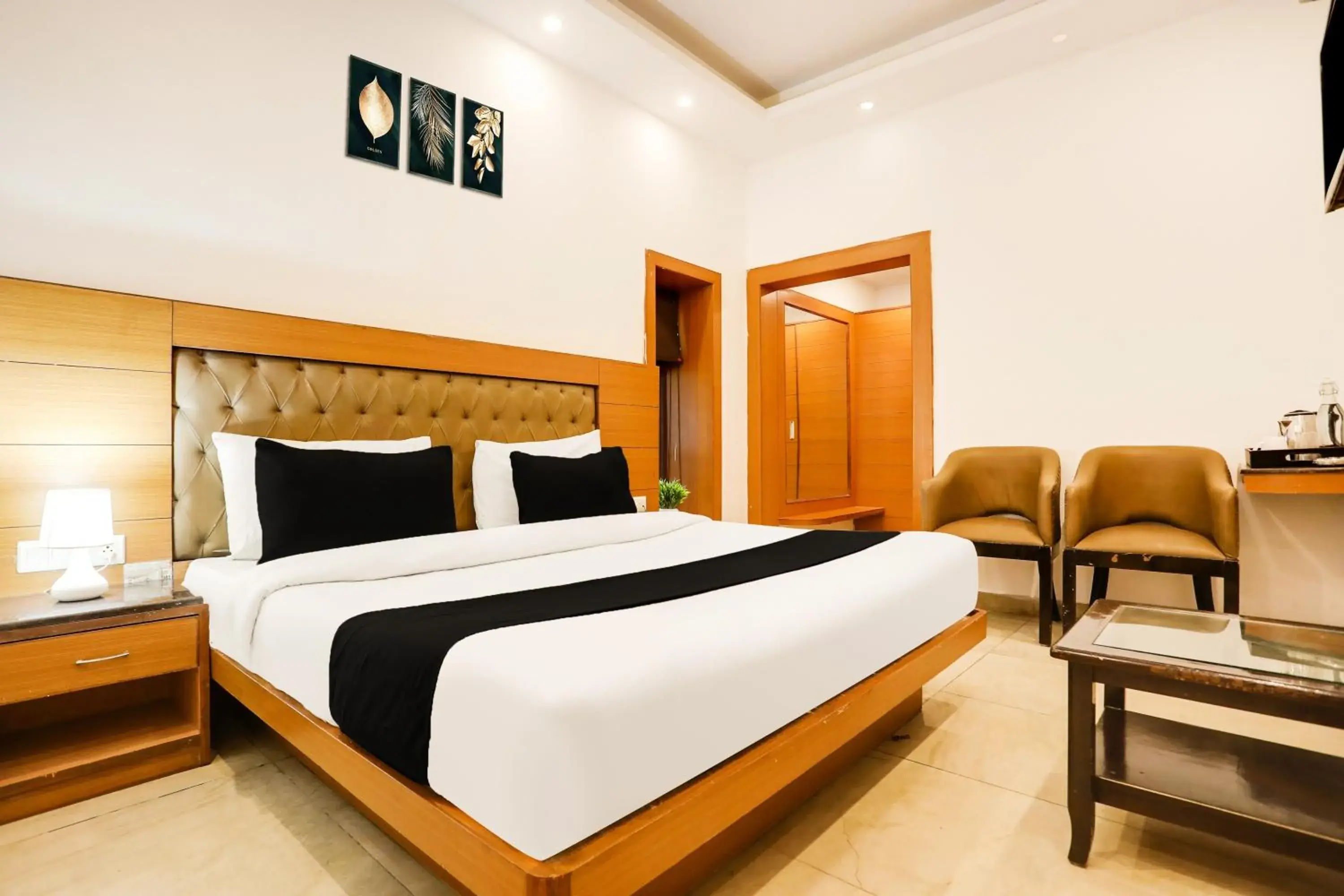 Bedroom, Bed in Collection O Mall Road Near St. Georges College Bedroom, Bed in Collection O Mall Road Near St. Georges College