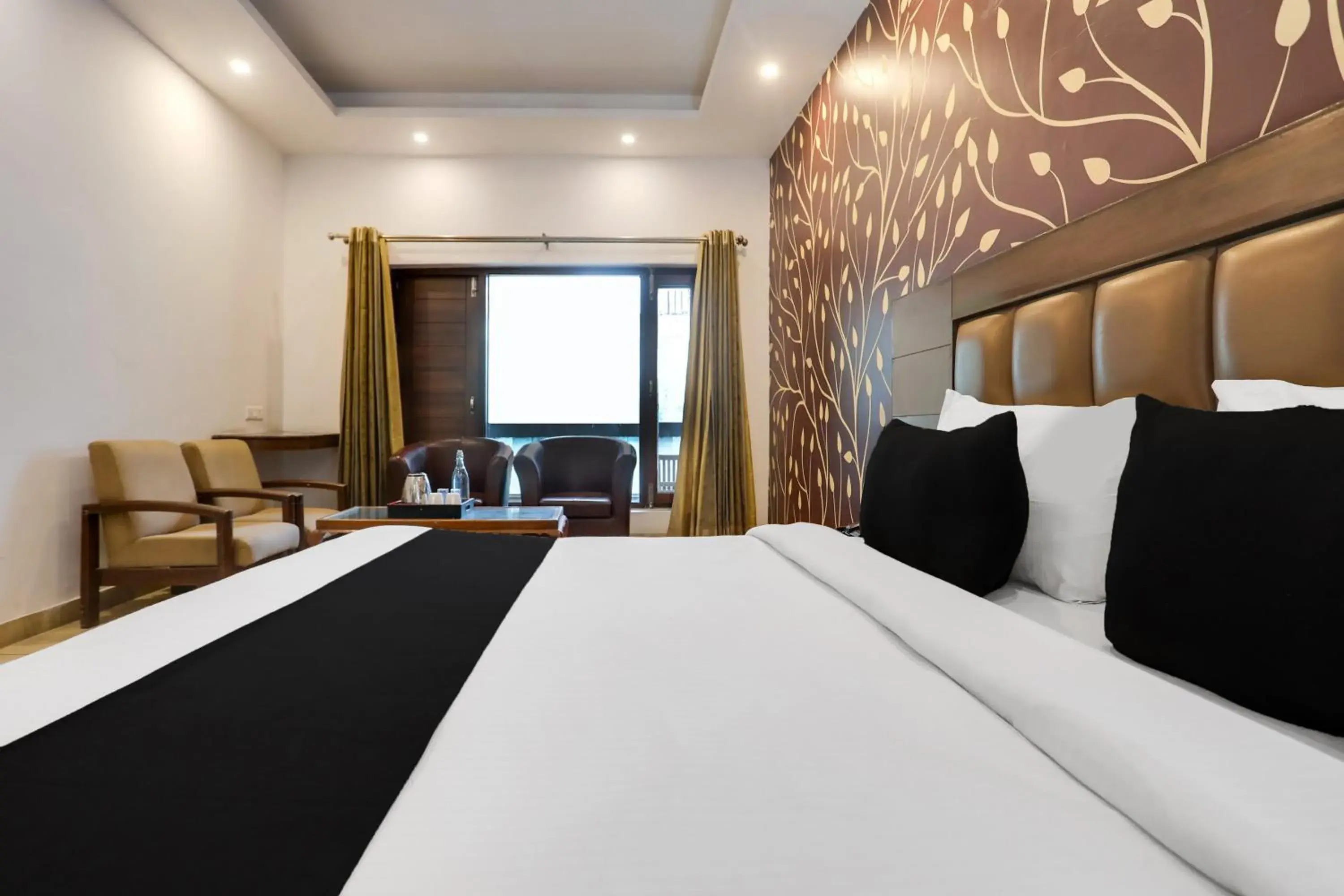 Bedroom, Bed in Collection O Mall Road Near St. Georges College Bedroom, Bed in Collection O Mall Road Near St. Georges College