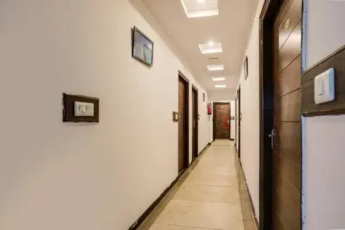 Collection O Mall Road Near St. Georges College Collection O Mall Road Near St. Georges College